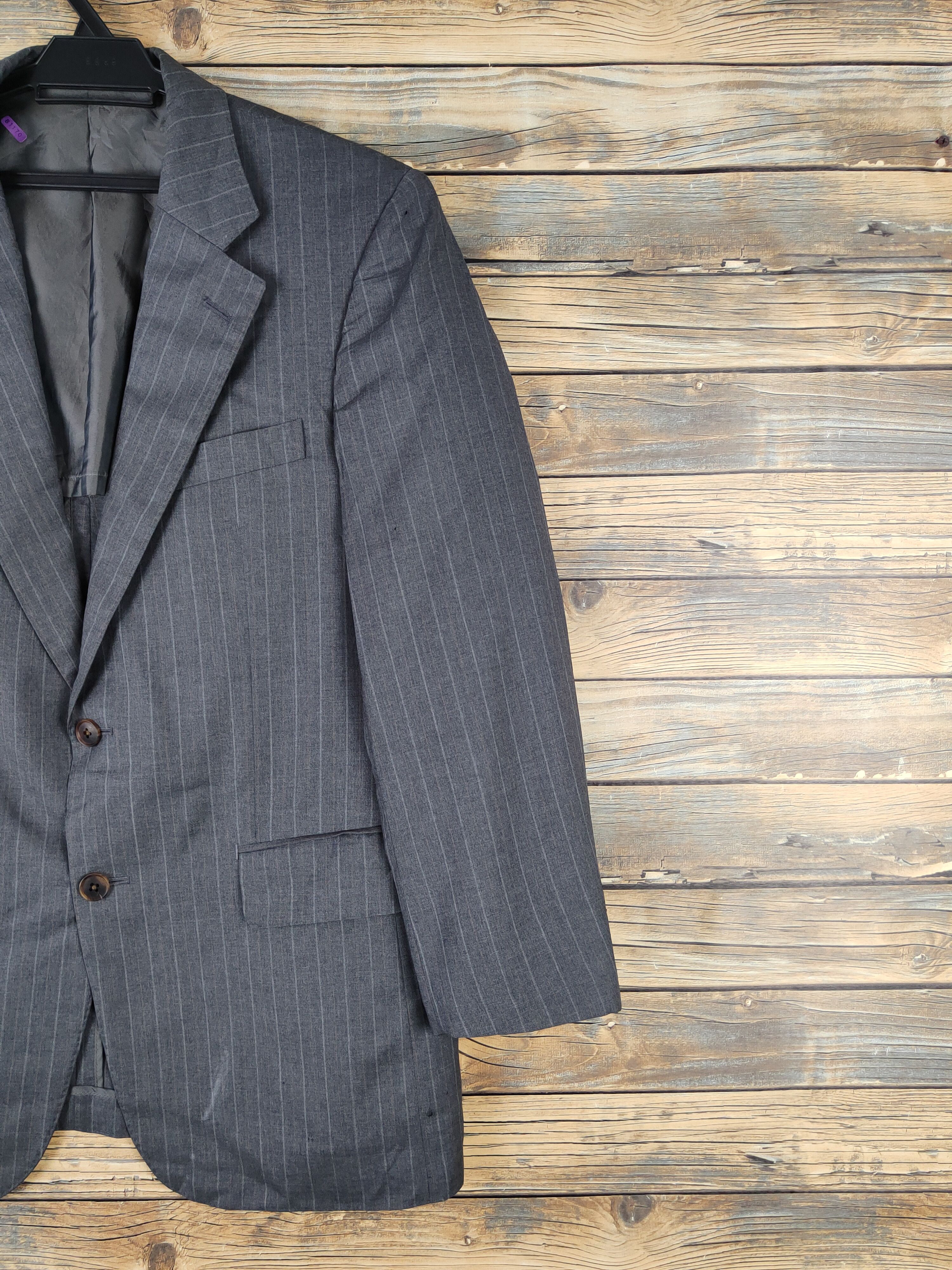 Burberry × Vintage Vintage Burberry Dark Gray Blazers Distressed minor. Size US L / EU 52-54 / 3 - 5 Thumbnail