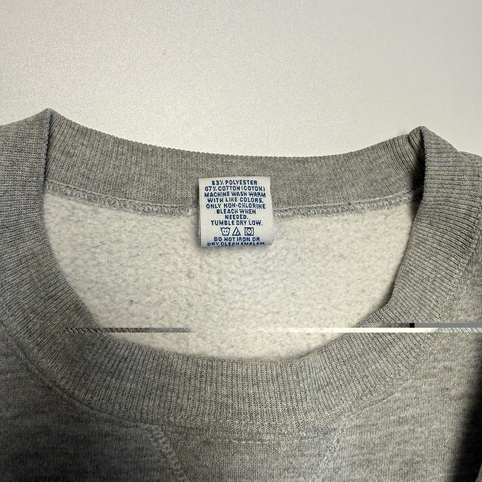 Russell Athletic Vintage 90s Russell Athletic Sweatshirt Mens XL 25x26.5 Gray Size US XL / EU 56 / 4 - 8 Thumbnail