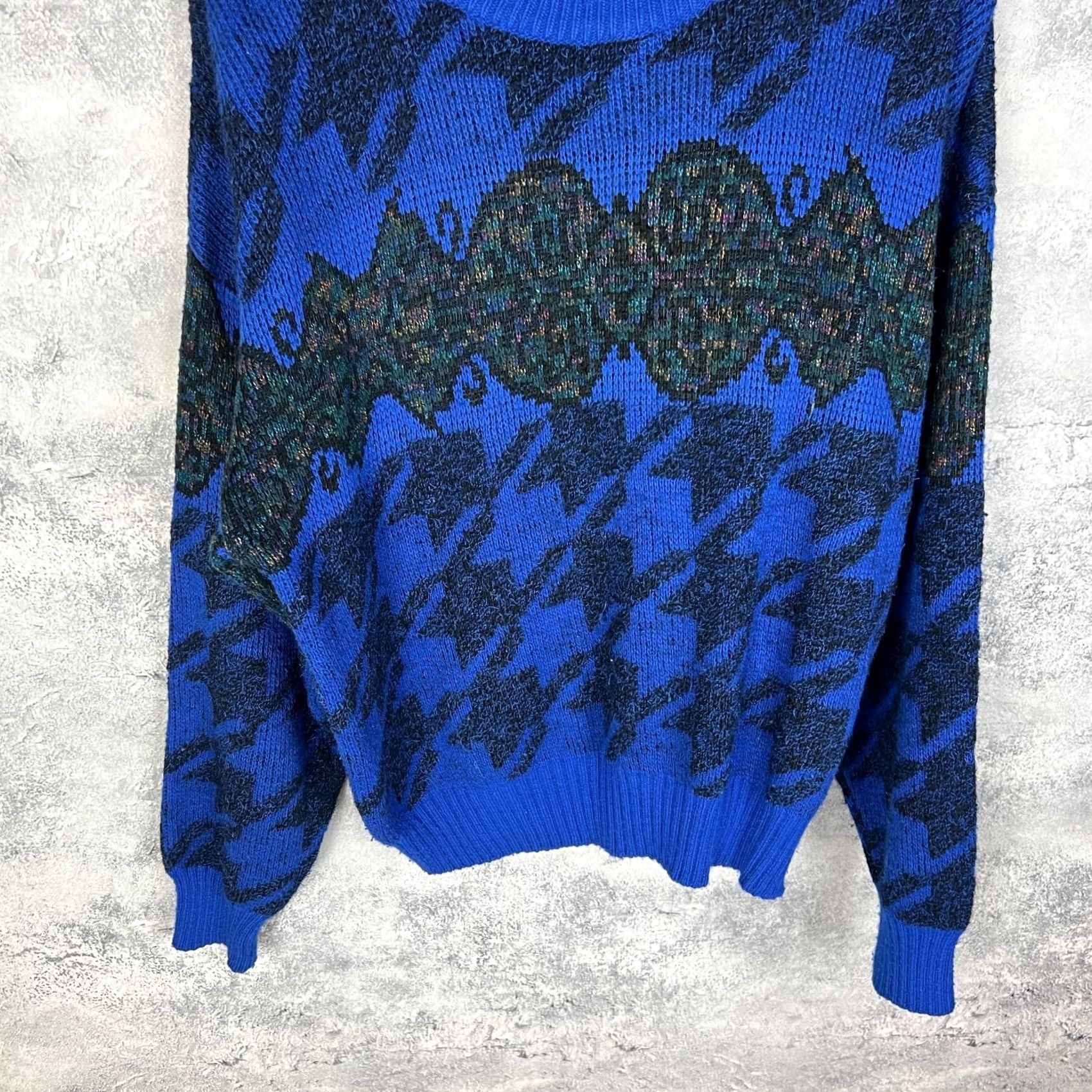 Vintage VINTAGE Setball Italy Sweater Blue Black Wool Acrylic Bold Pattern Size S Men Pullover Knits Size US S / EU 44-46 / 1 - 3 Thumbnail