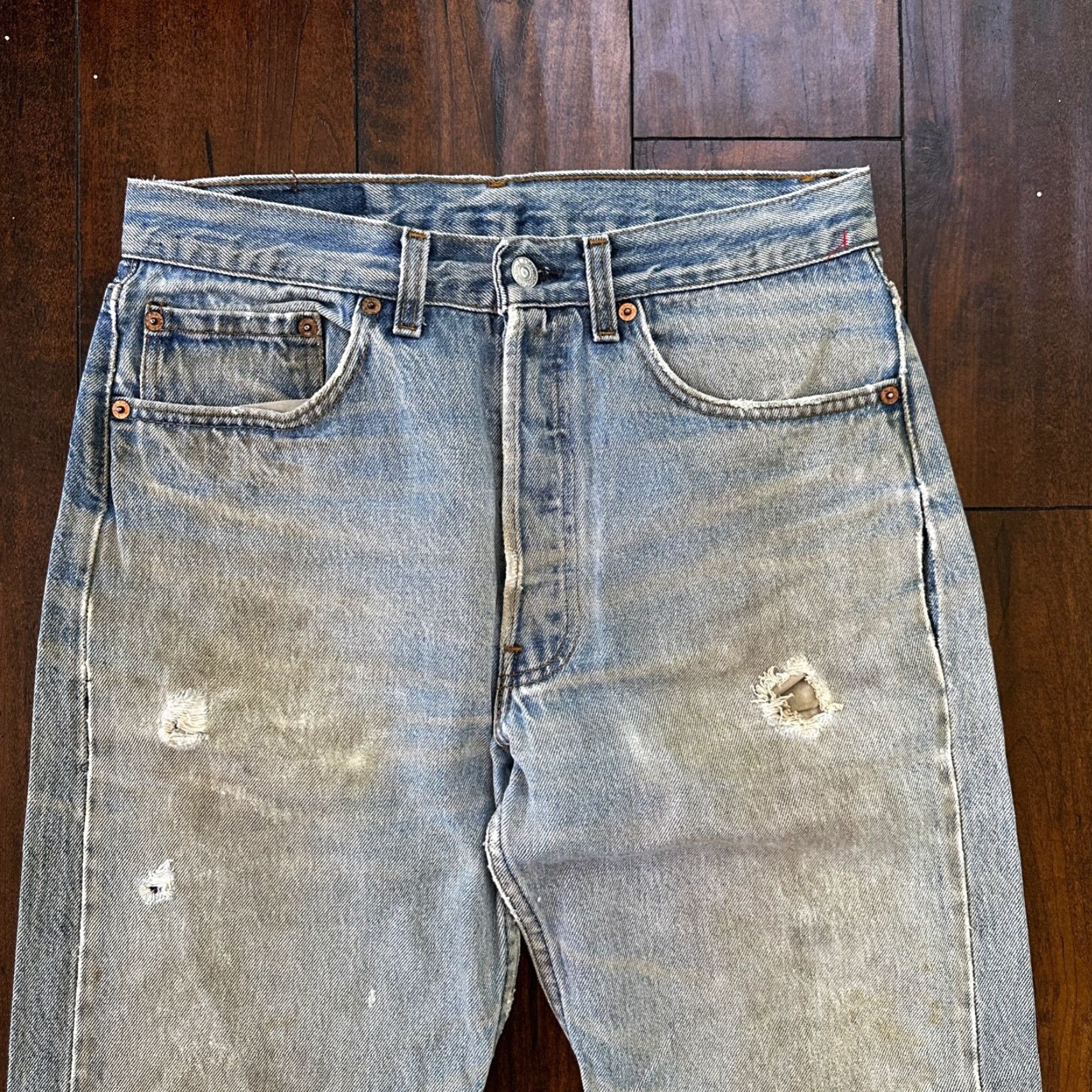 Levi's VINTAGE Levi's 501 90s Straight Leg Jeans 32x36 Thrashed Blue Denim USA Mens Size US 32 / EU 48 - 2 Thumbnail
