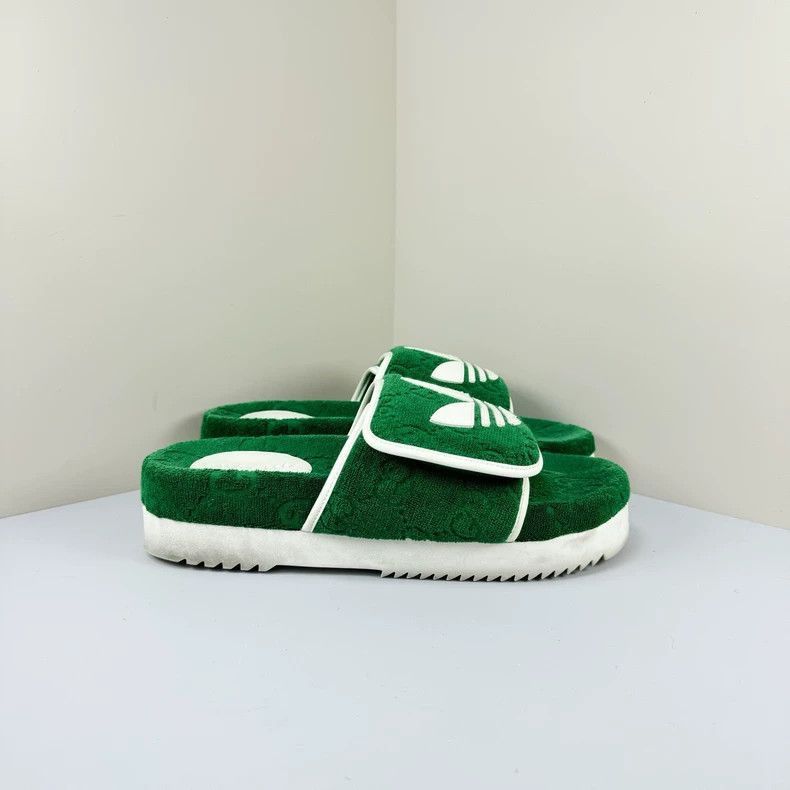 Gucci gucci adidas green slide sandals size 8-2507 Size US 8 / EU 41 - 4 Thumbnail