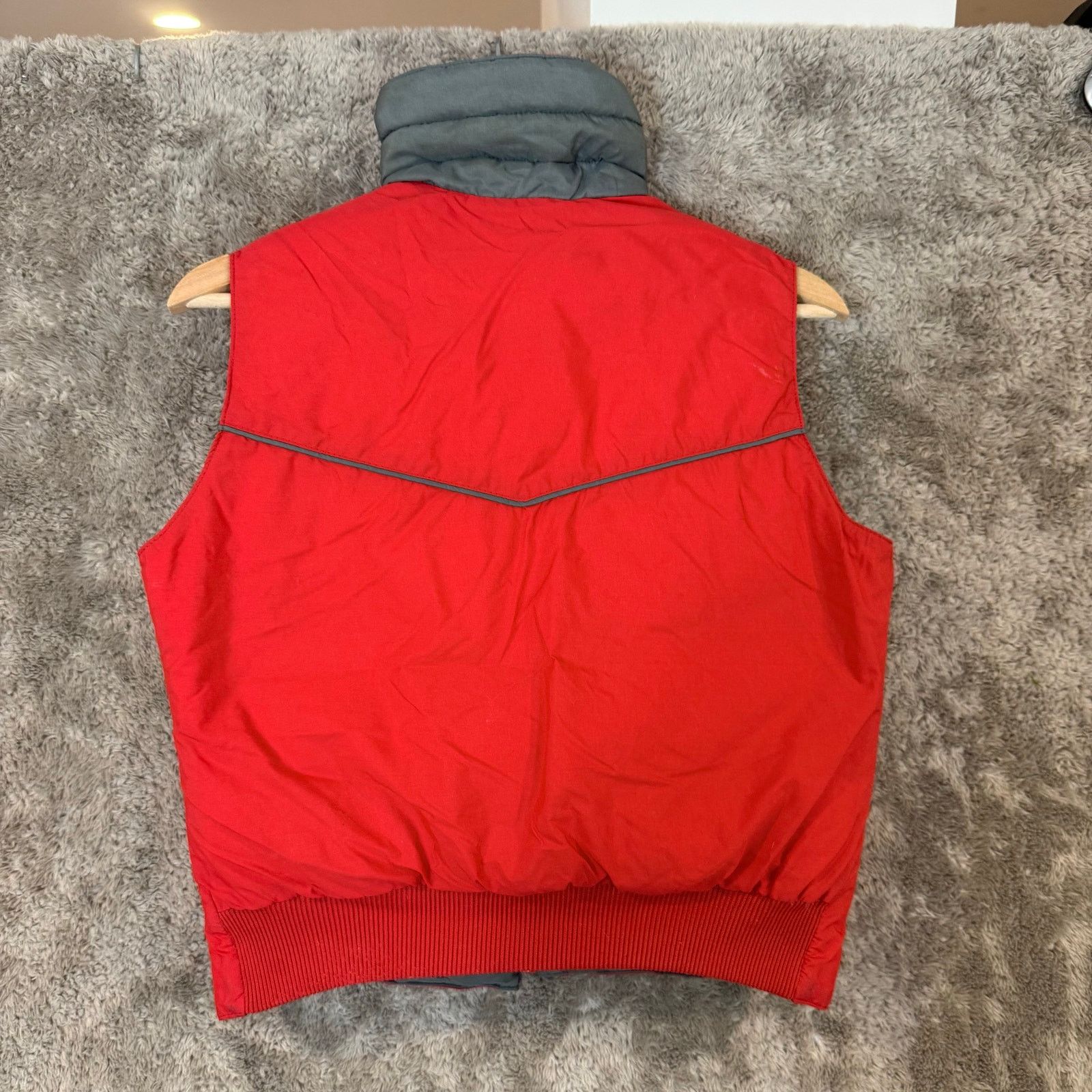 L.L. Bean Vintage LL Bean Red Gray Reversible Nylon Down Puffer Vest S Size S / US 4 / IT 40 - 7 Thumbnail
