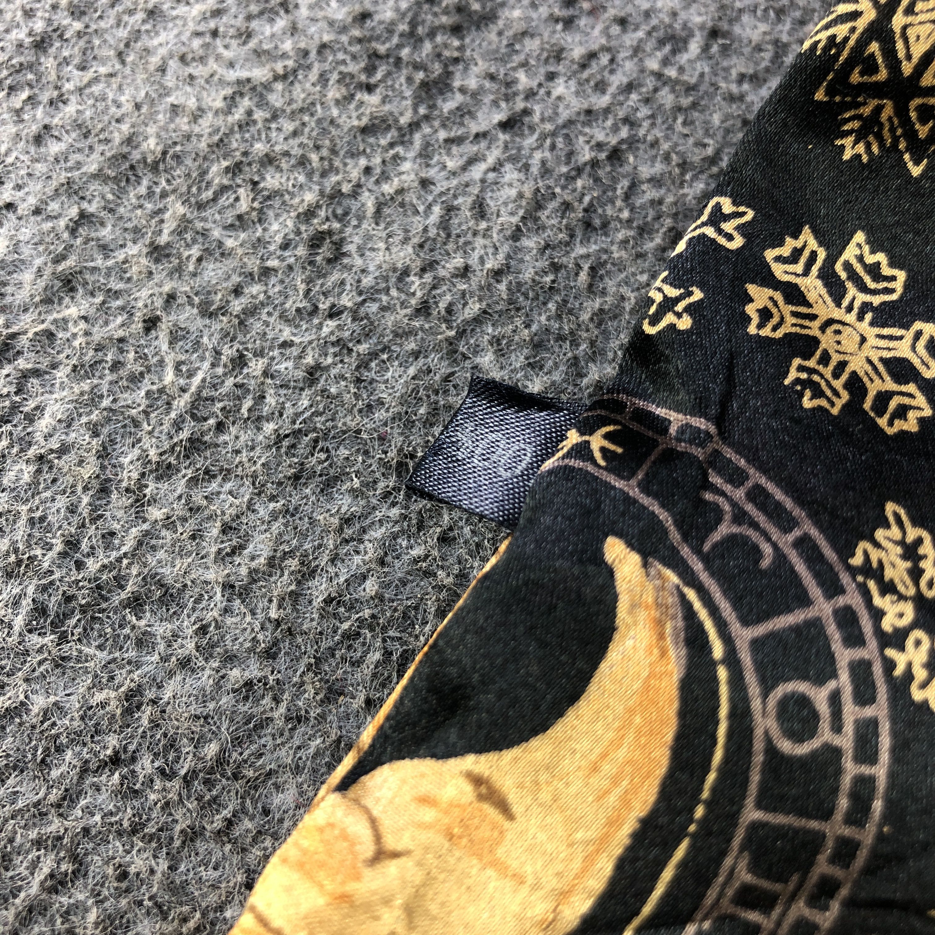 Japanese Brand Vintage Astrology Silk Scarf Muffler Stole V2910 Size ONE SIZE - 6 Thumbnail