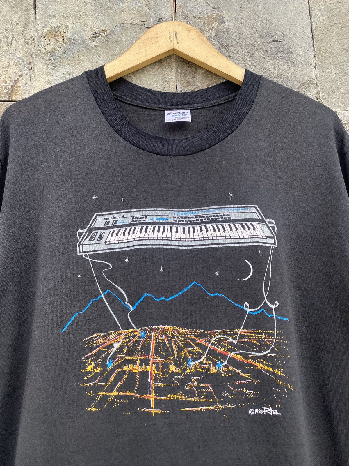 Vintage 80s Synthesizer Cityscape Art Shirt Single Stitched Size US L / EU 52-54 / 3 - 3 Thumbnail