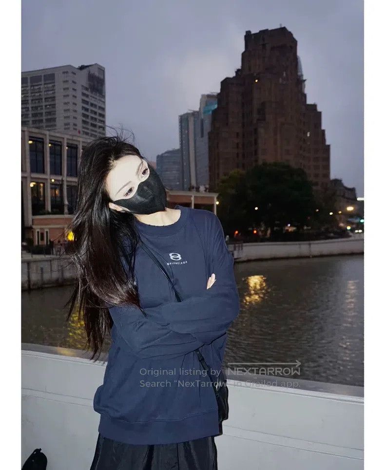 Balenciaga Balenciaga Navy Ski Sweatshirt Size US S / EU 44-46 / 1 - 5 Thumbnail