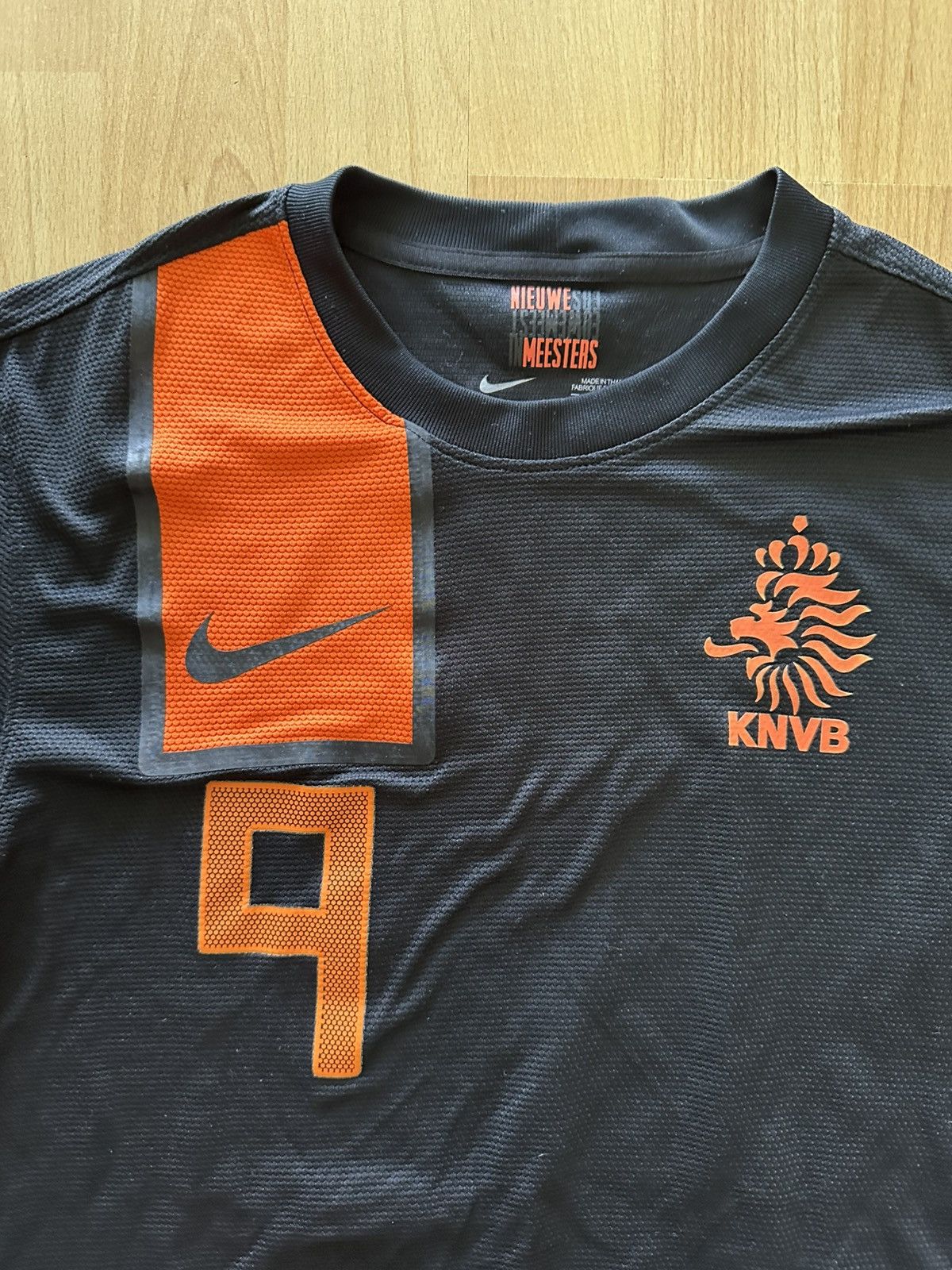 Nike × Vintage 2012/2013 Nike V. Persie Netherlands Away Kit Soccer Jersey Size US S / EU 44-46 / 1 - 3 Thumbnail