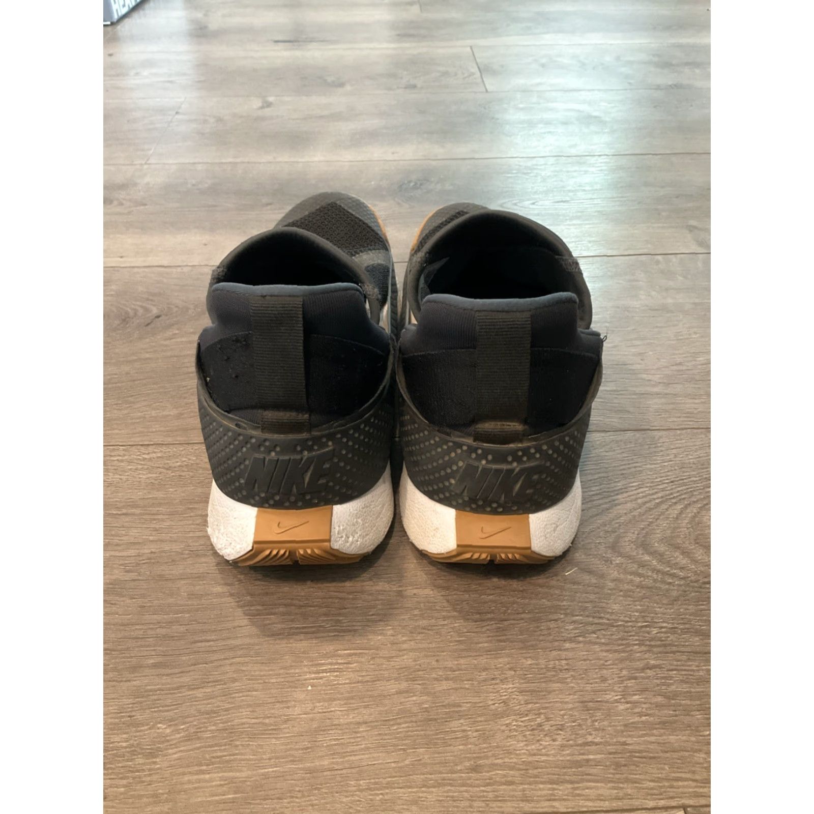 Nike Nike Go FlyEase Sneakers Men’s Size 6.5 Black / White / Gum CW5883-003 Athletic Sneaker Size US 7 / IT 37 - 4 Thumbnail