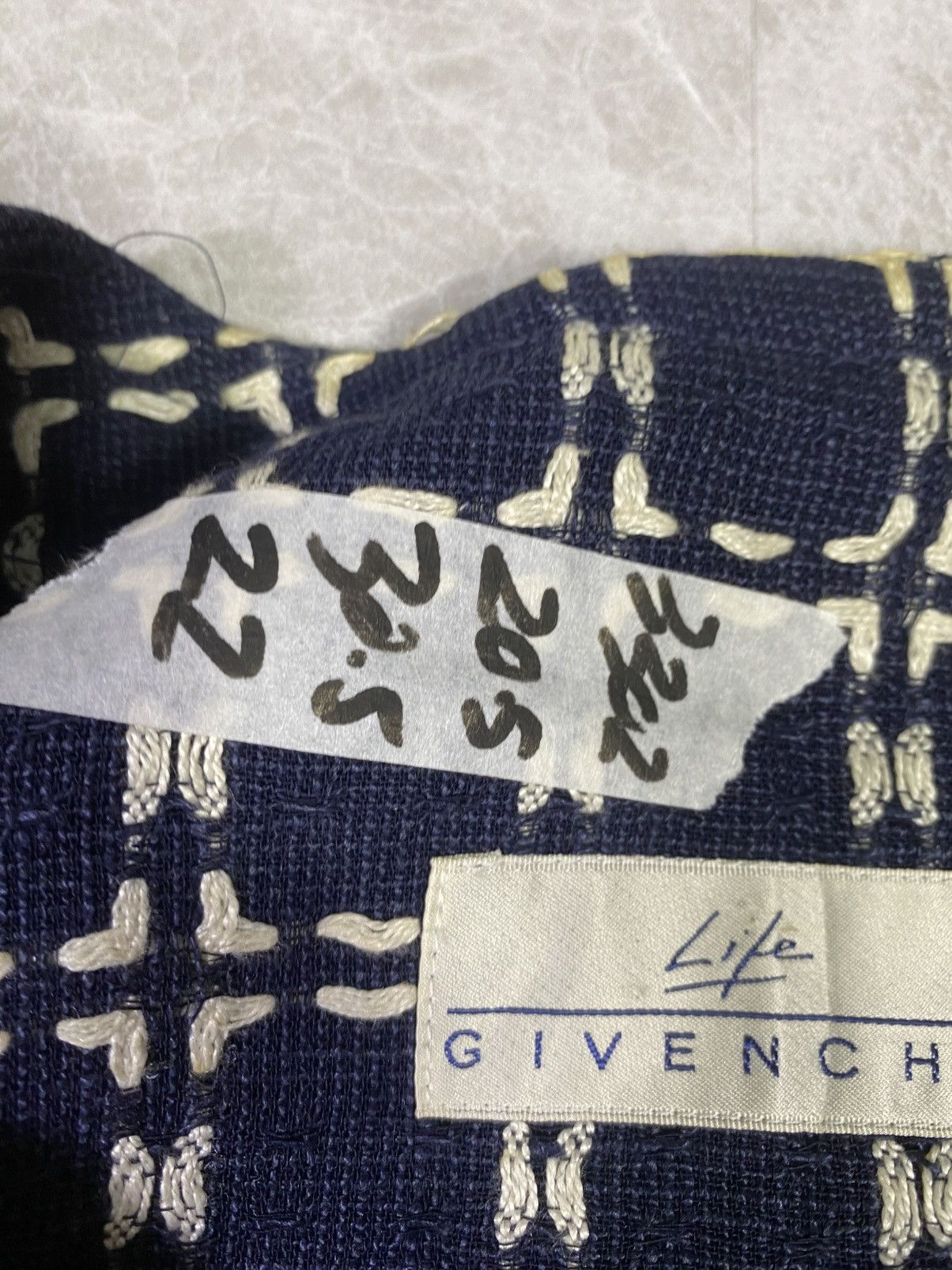 Givenchy Givenchy life size m 3302 Size M / US 6-8 / IT 42-44 - 6 Thumbnail