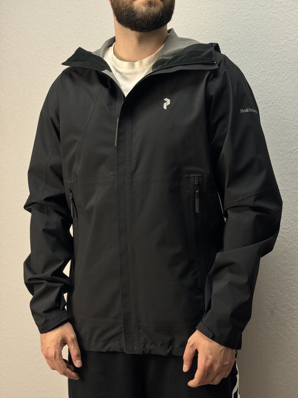 Goretex × Peak Performance Vintage Peak Performance Gore-Tex Black Jacket Arcteyx Style Size US L / EU 52-54 / 3 - 3 Thumbnail