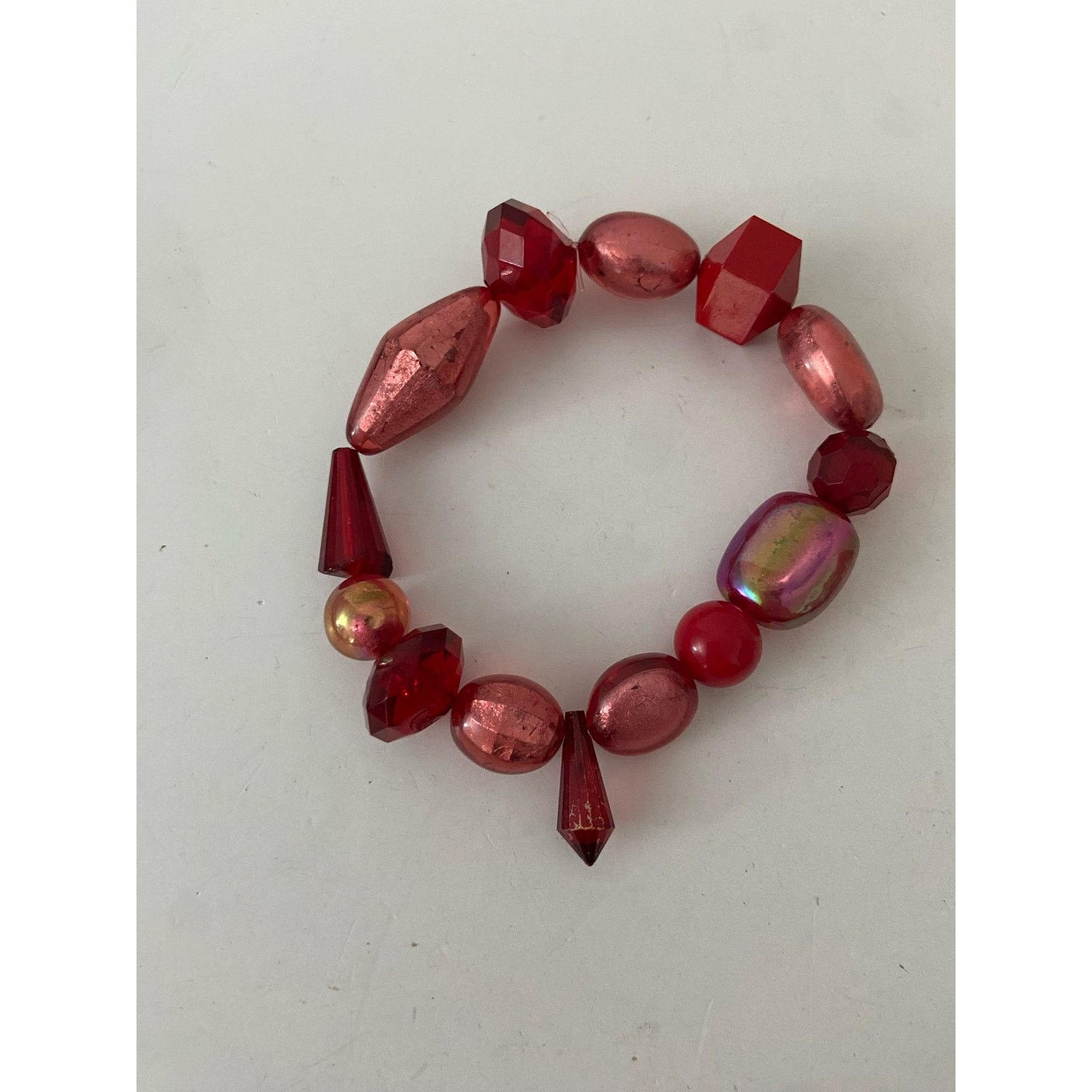 Handmade Handmade red beaded bracelet Size ONE SIZE - 3 Thumbnail