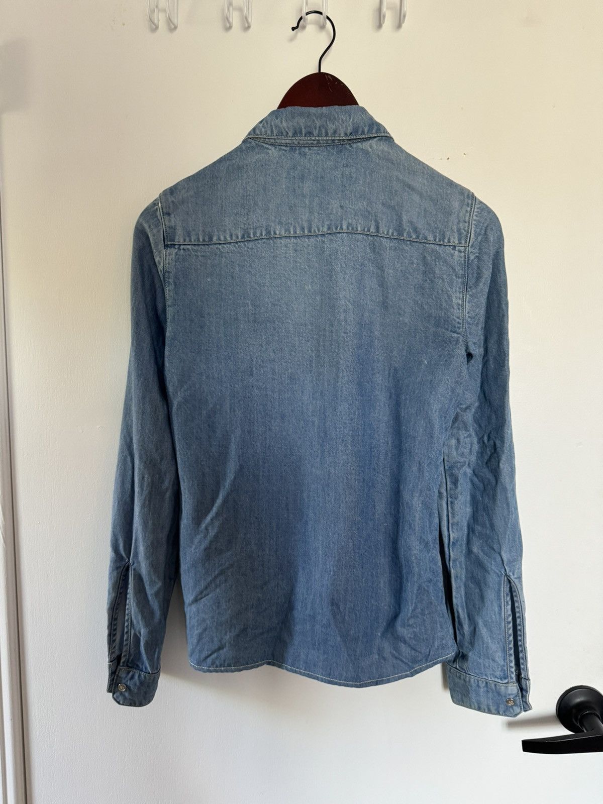 L'AGENCE L’Agence XS Carine Slim Fit Shirt in Light Vintage shirt Size XS / US 0-2 / IT 36-38 - 4 Thumbnail