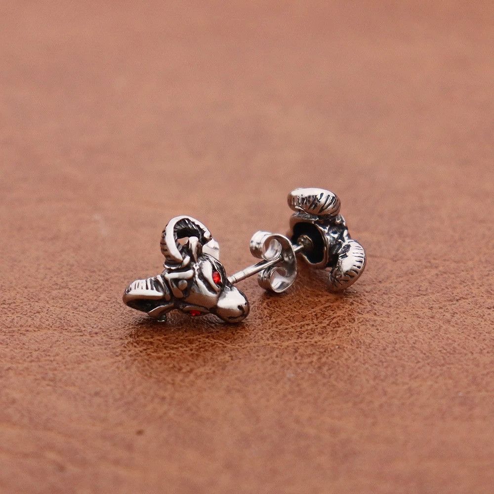 Jewelry Retro Red Eyed Goat Earring Size ONE SIZE - 4 Thumbnail
