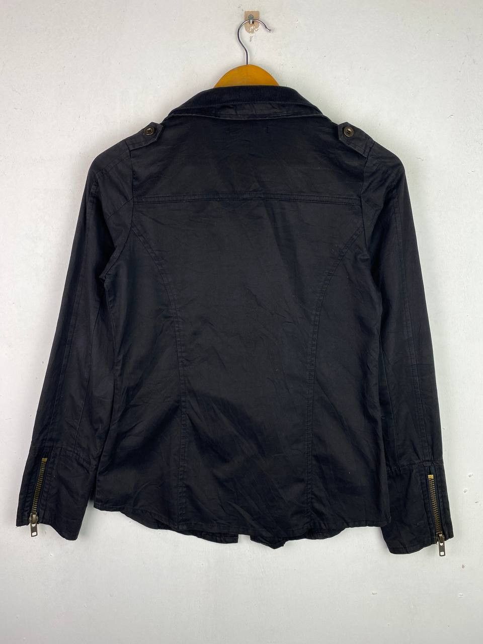 Japanese Brand vintage japanese brands light jacket bondage style Size US M / EU 48-50 / 2 - 6 Thumbnail