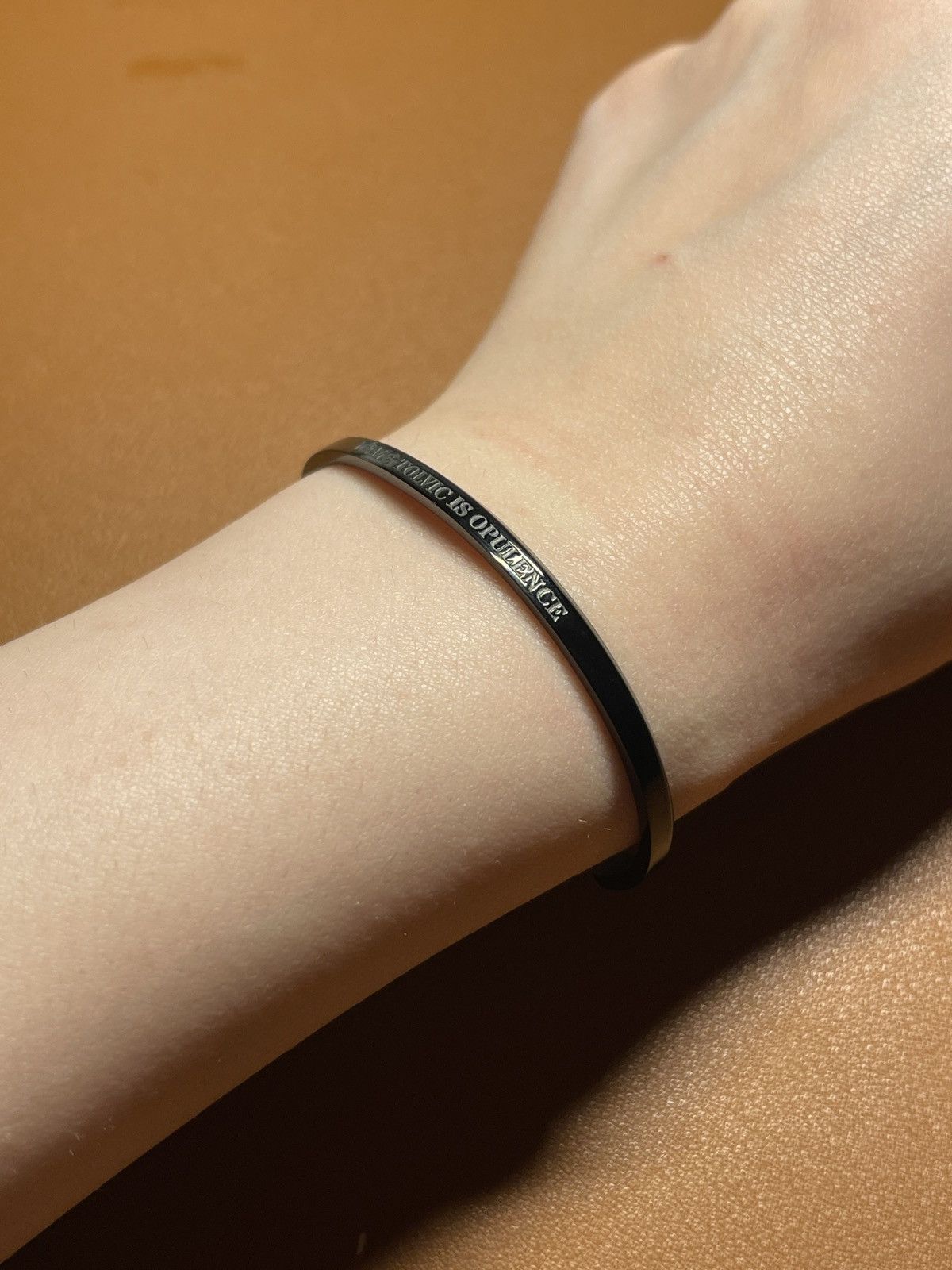 Other Black metal unisex cuff bracelet Size ONE SIZE - 2 Thumbnail