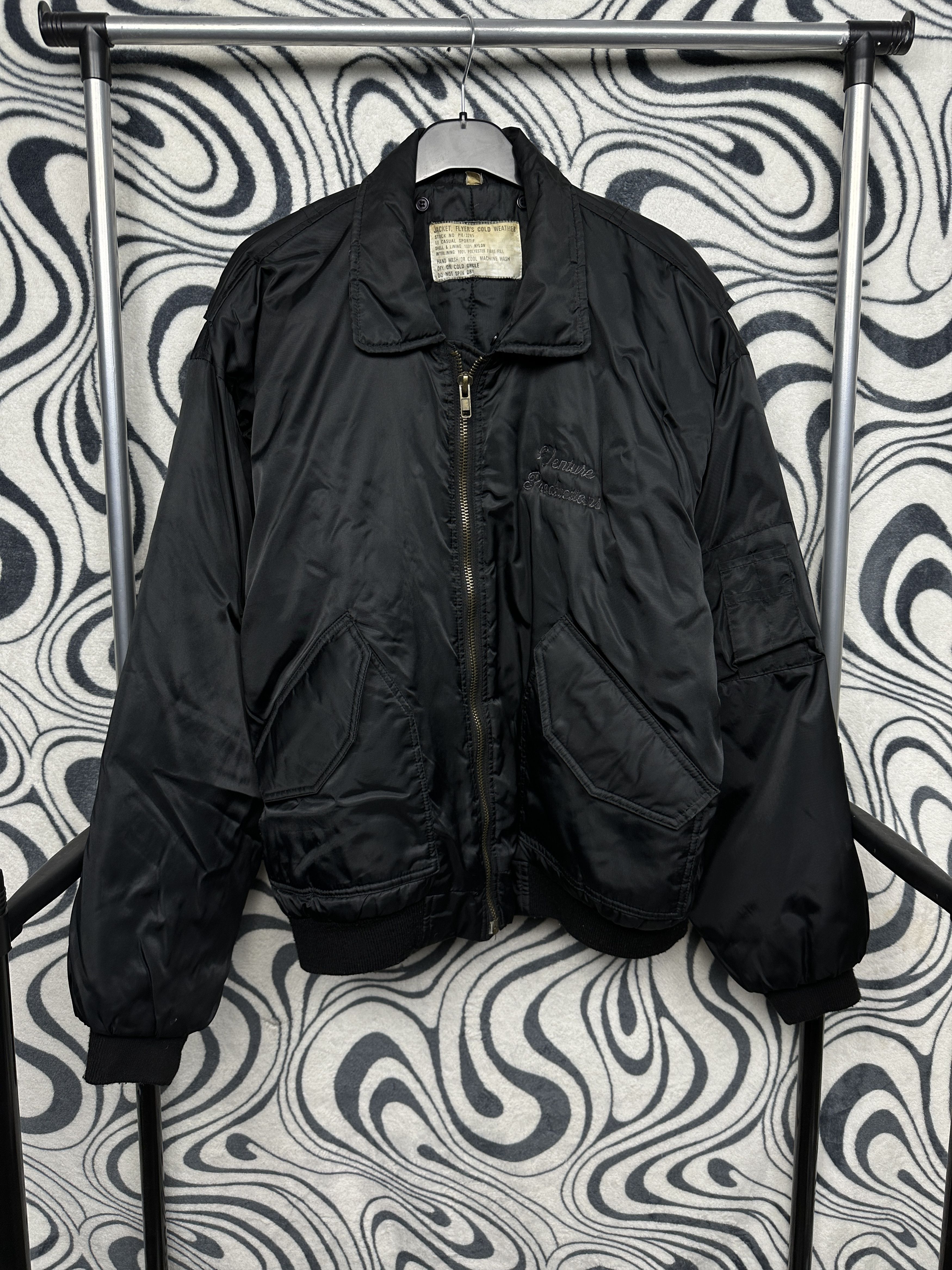 Vintage Vintage Military MA-1 Bomber Jacket USA Venture Productions Size US XL / EU 56 / 4 - 1 Thumbnail