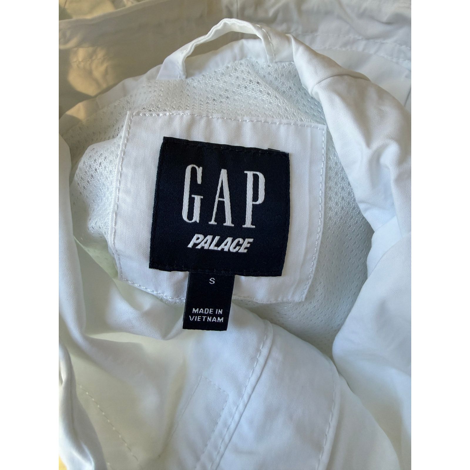 HIDDEN Palace x Gap Windbreaker Anorak White Green NWT Size US S / EU 44-46 / 1 - 3 Thumbnail