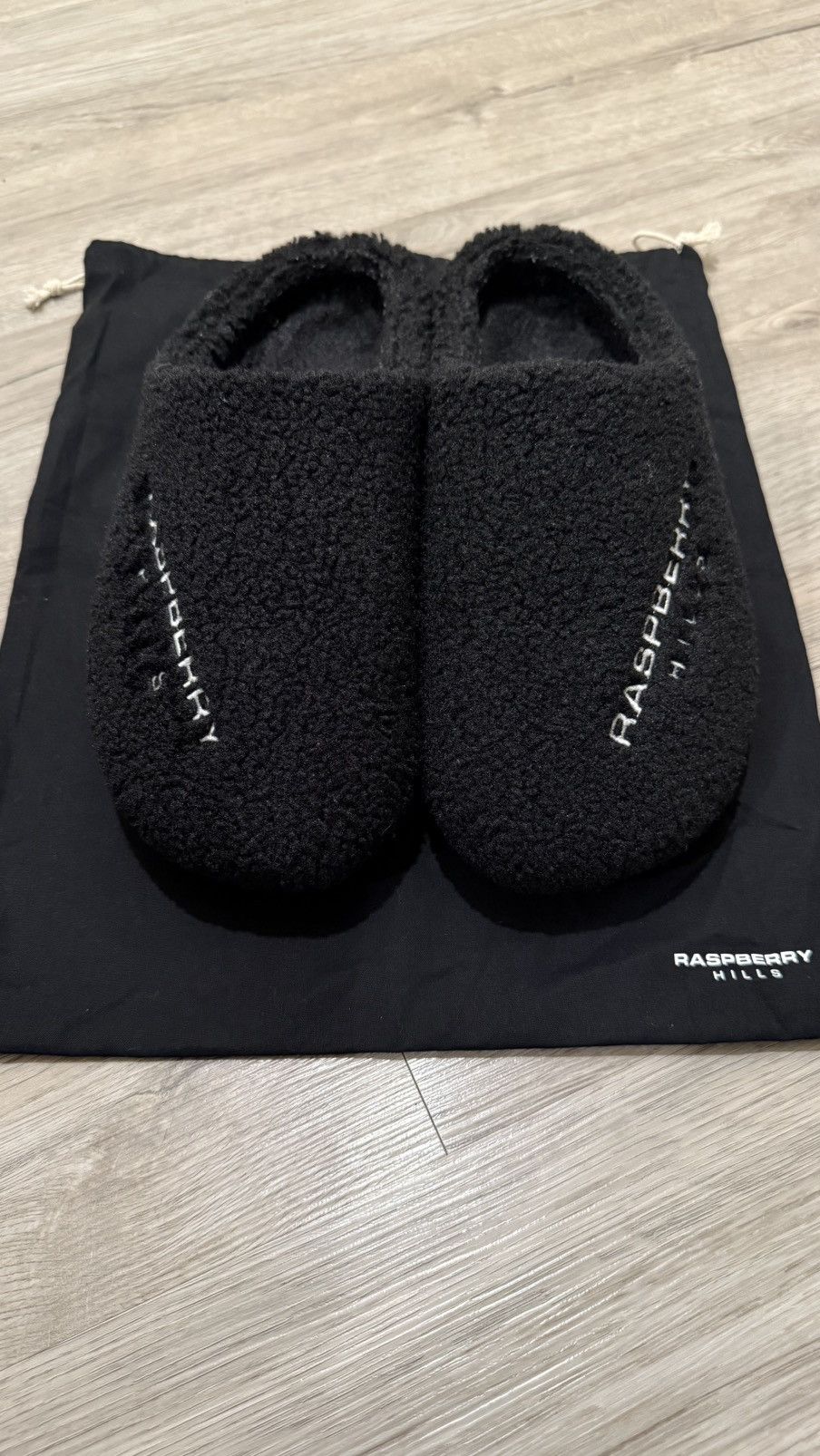 The GV Gallery ❌ The GV Gallery Raspberry Hills Stacy From The Woods Slides Size US 10 / EU 43 - 1 Thumbnail