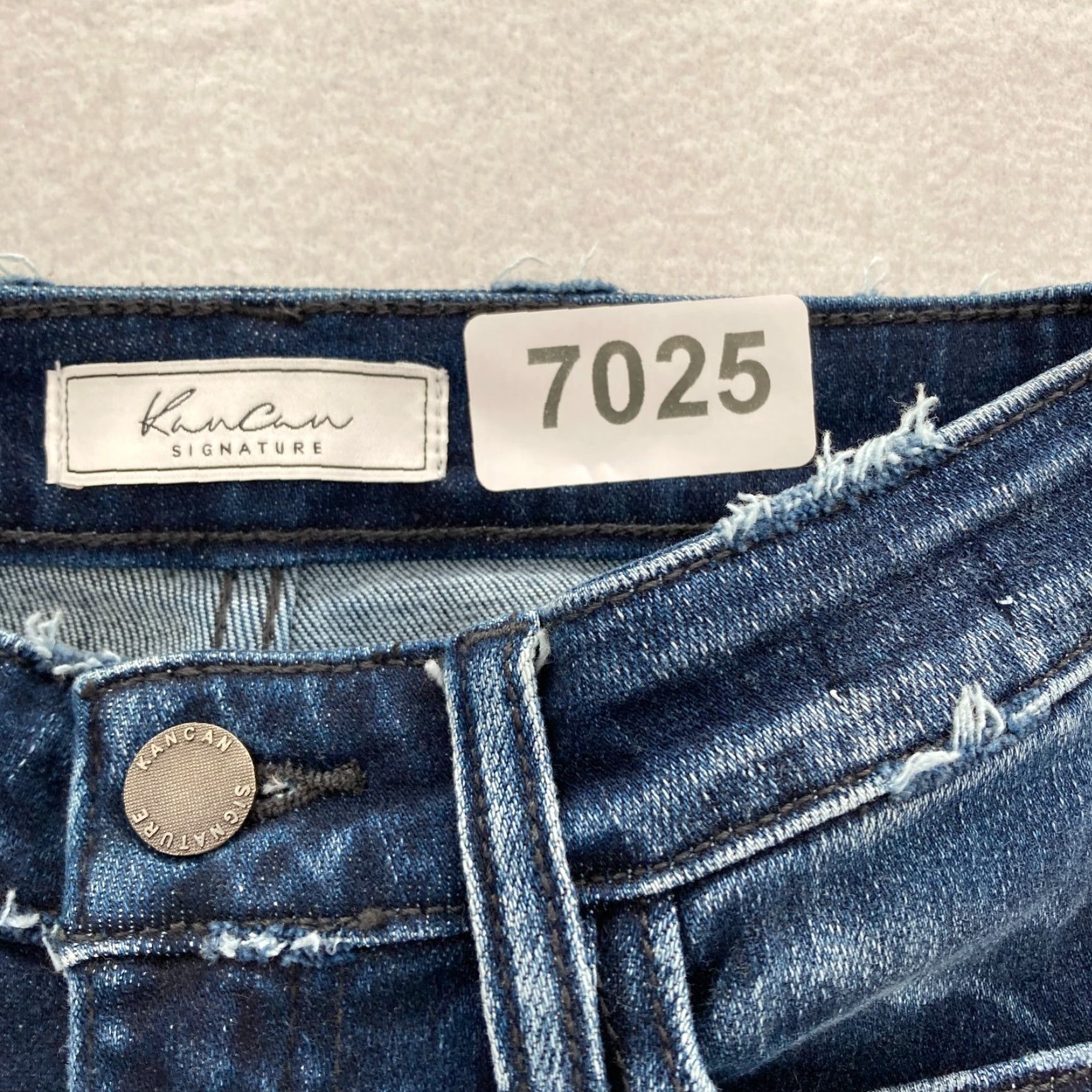 Vintage KanCan Signature Jeans Womens 24 Dark Wash Blue Stretch Denim Kurvy Ankle Skinny Jeans Size 42" / US 20 - 5 Thumbnail