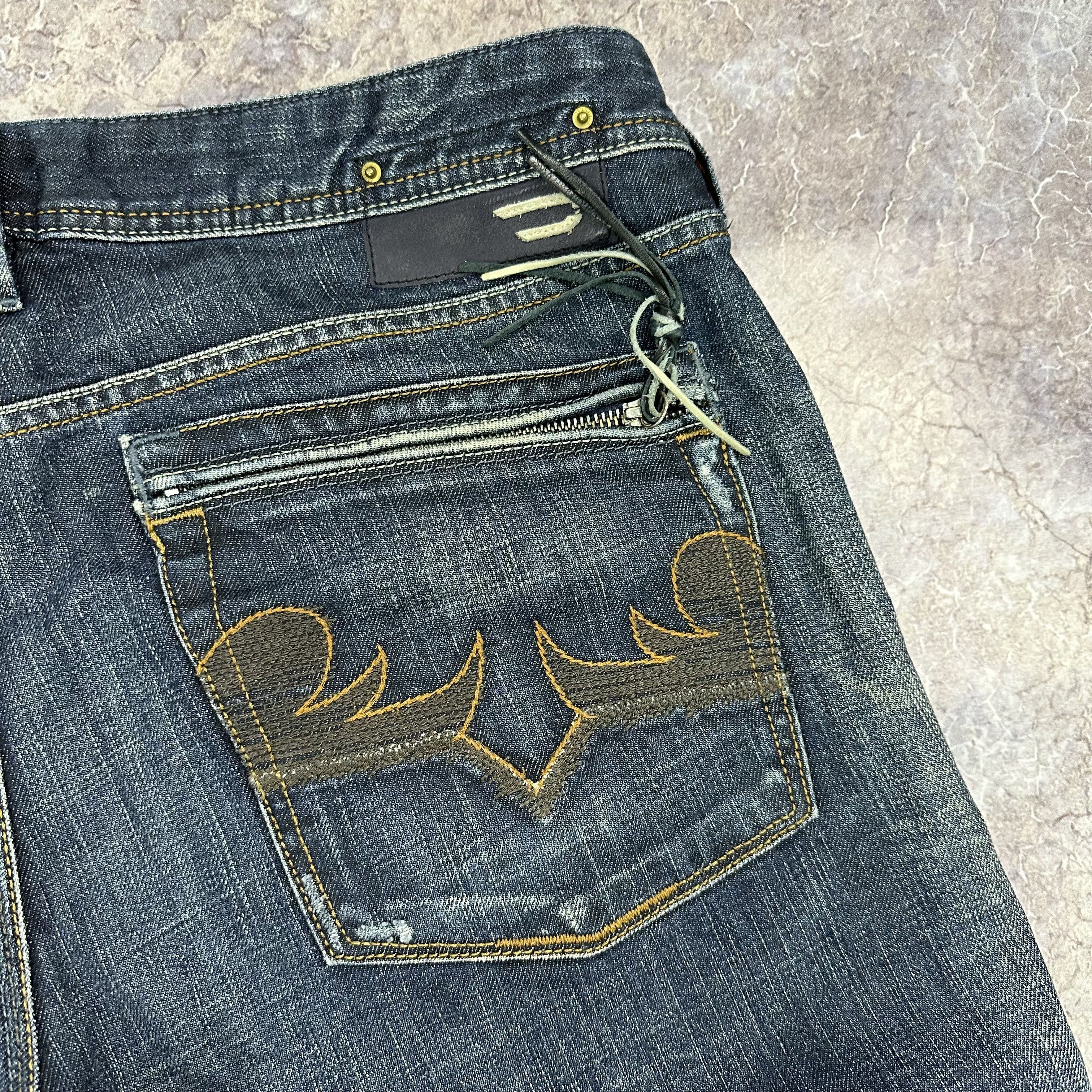 Diesel × Vintage VINTAGE Y2K DIESEL YARIK LOGO DISTRESSED JEANS 33x32 Size US 36 / EU 52 - 4 Thumbnail