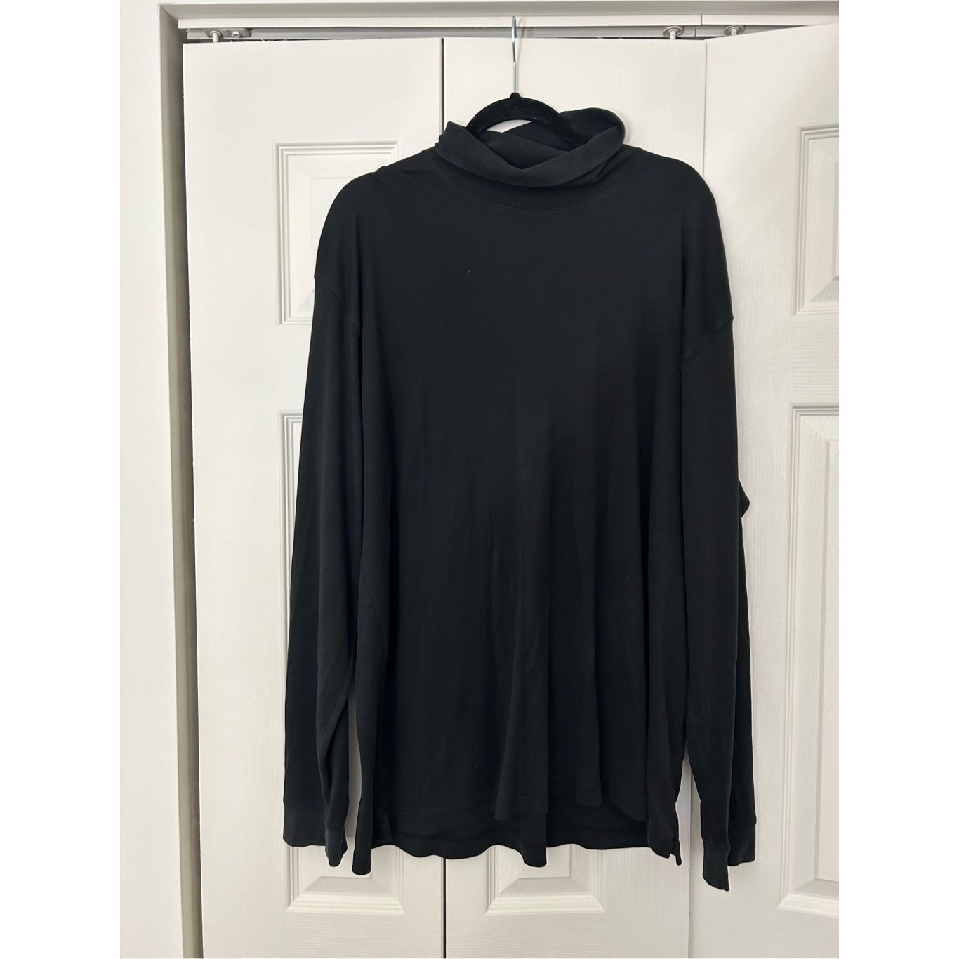 Brooks Brothers Brooks Brothers Black Turtleneck Shirt Top, Size XL, X-Large Size US XL / EU 56 / 4 - 1 Thumbnail