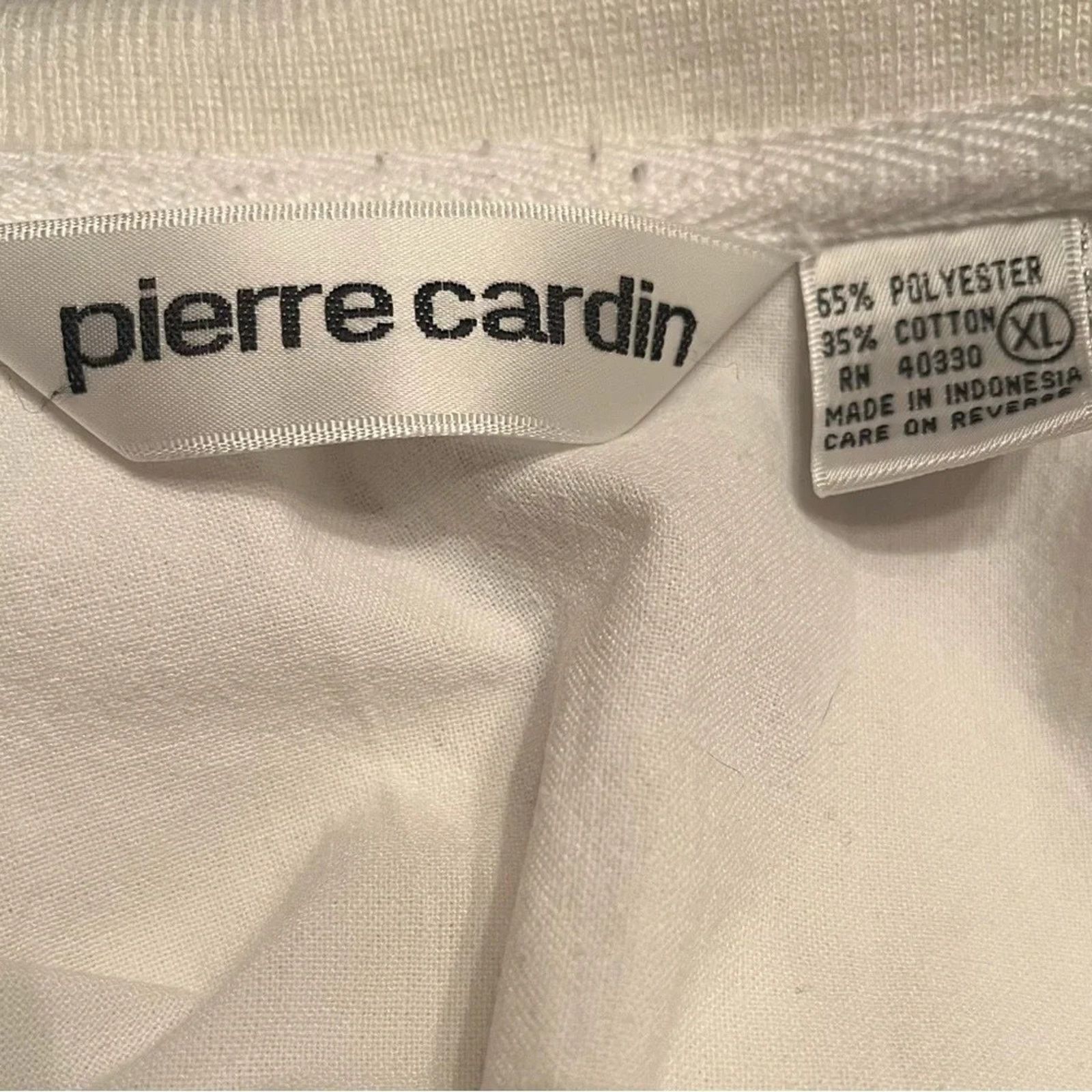 Pierre Cardin Pierre Cardin vintage partial button top, size XL Size US XL / EU 56 / 4 - 5 Thumbnail