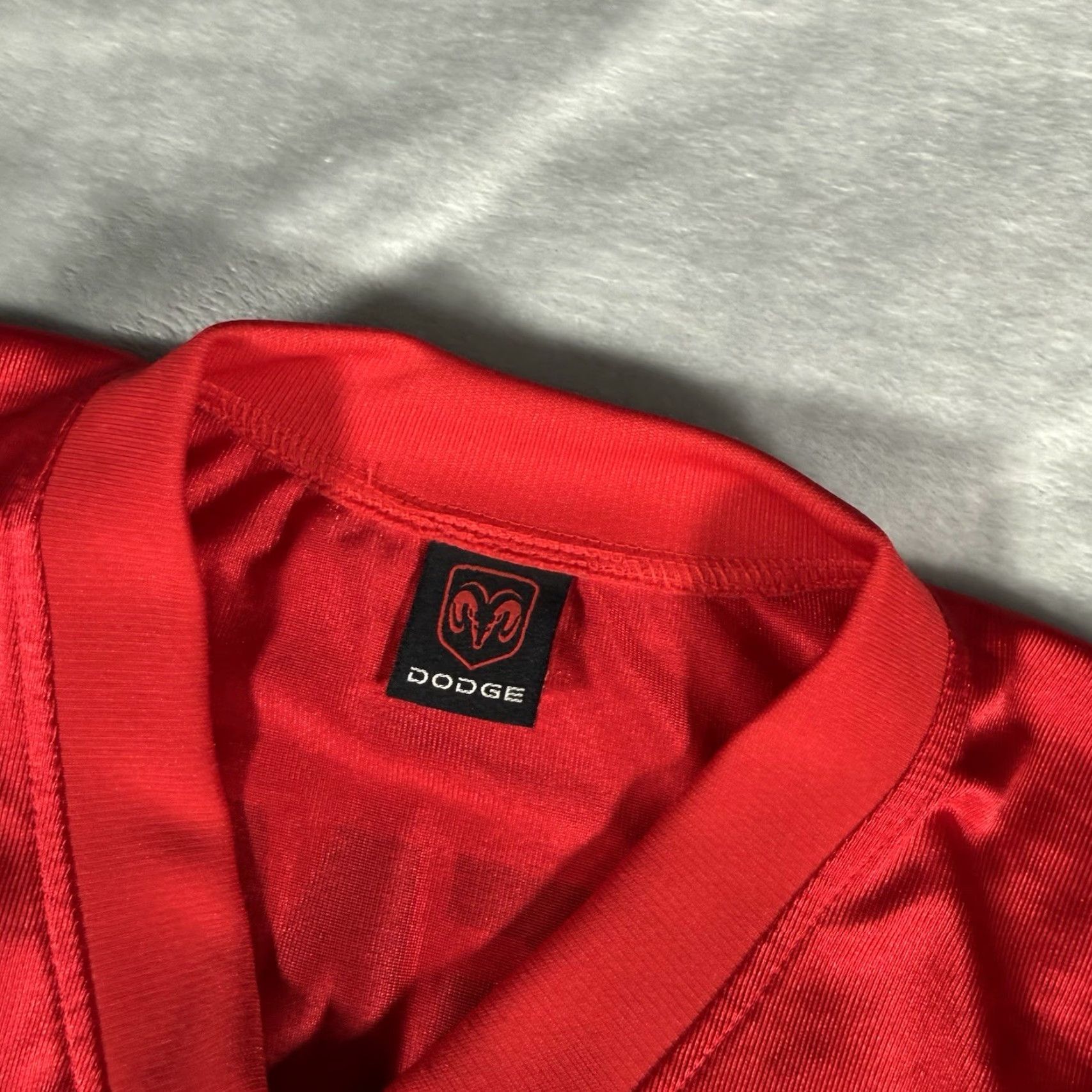Vintage VINTAGE Dodge Hemi Football Jersey Mens L Shirt Oversized Graphic Print Red 2004 Y2K Football Mens L Size US L / EU 52-54 / 3 - 5 Thumbnail