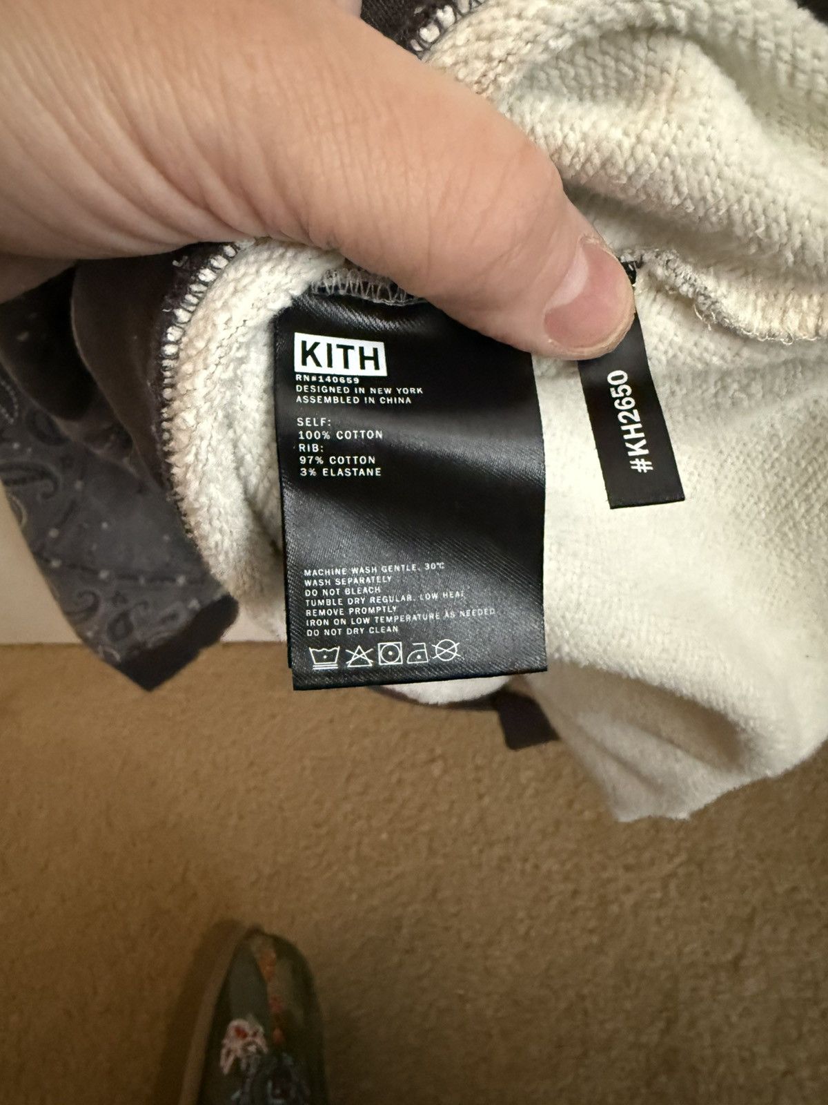 Kith Kith Deconstructed Bandana Crewneck - XL Size US XL / EU 56 / 4 - 6 Thumbnail