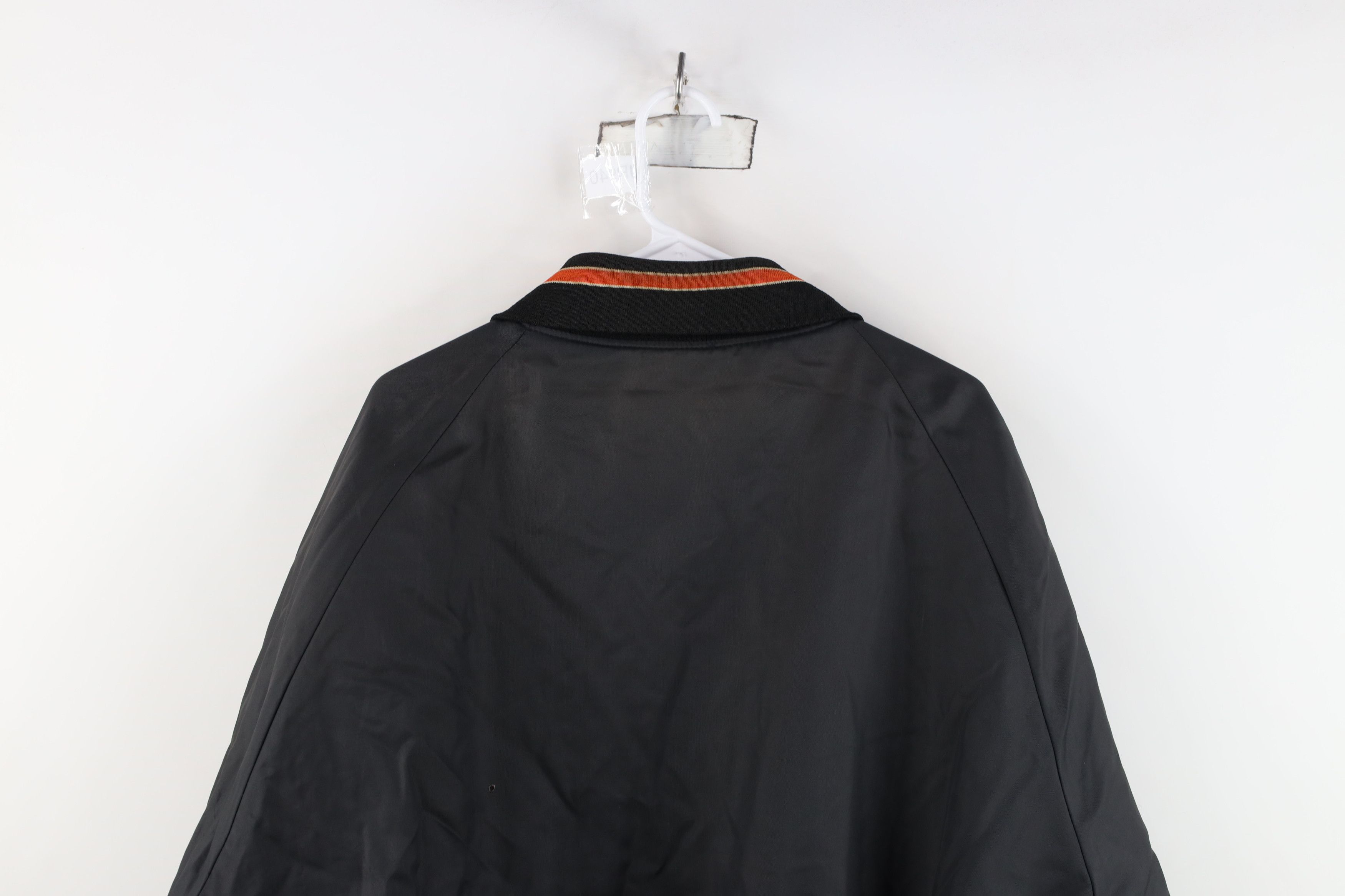 Vintage Vintage 80s 90s Streetwear Spell Out Heat Bomber Jacket USA Size US XL / EU 56 / 4 - 14 Thumbnail