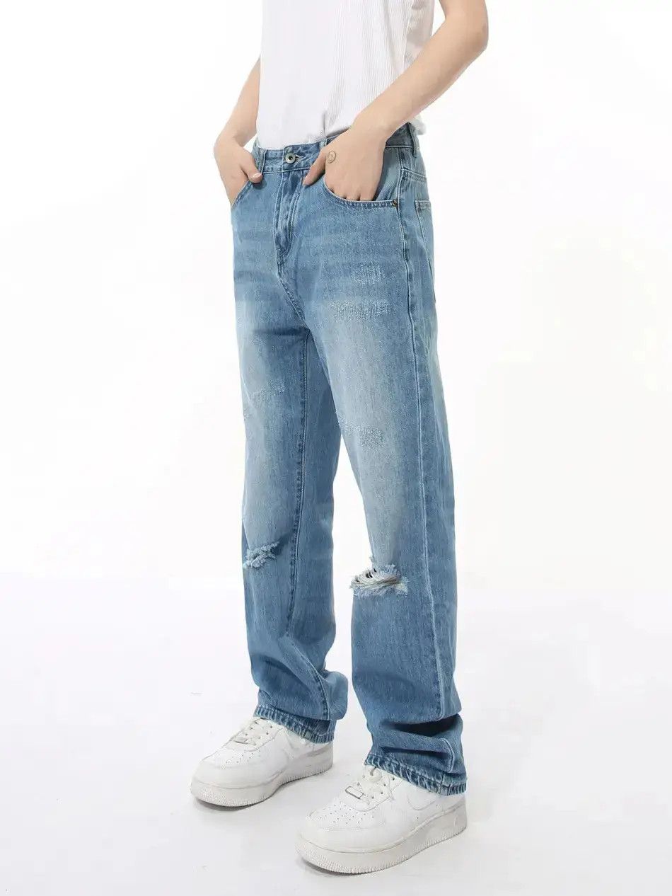 Japanese Brand Retro loose straight leg ripped jeans Size US 32 / EU 48 - 2 Thumbnail