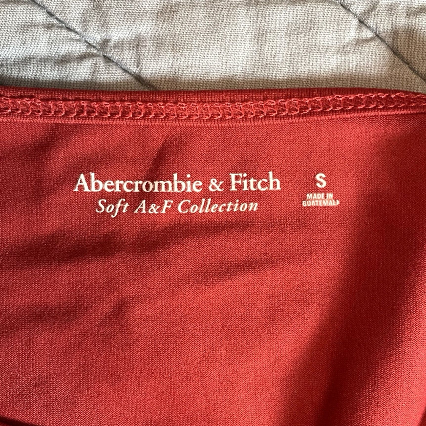 Abercrombie & Fitch Abercrombie & Fitch Tank Top size Small Soft AF Twist Front Rust Cropped Fall Size S / US 4 / IT 40 - 3 Thumbnail
