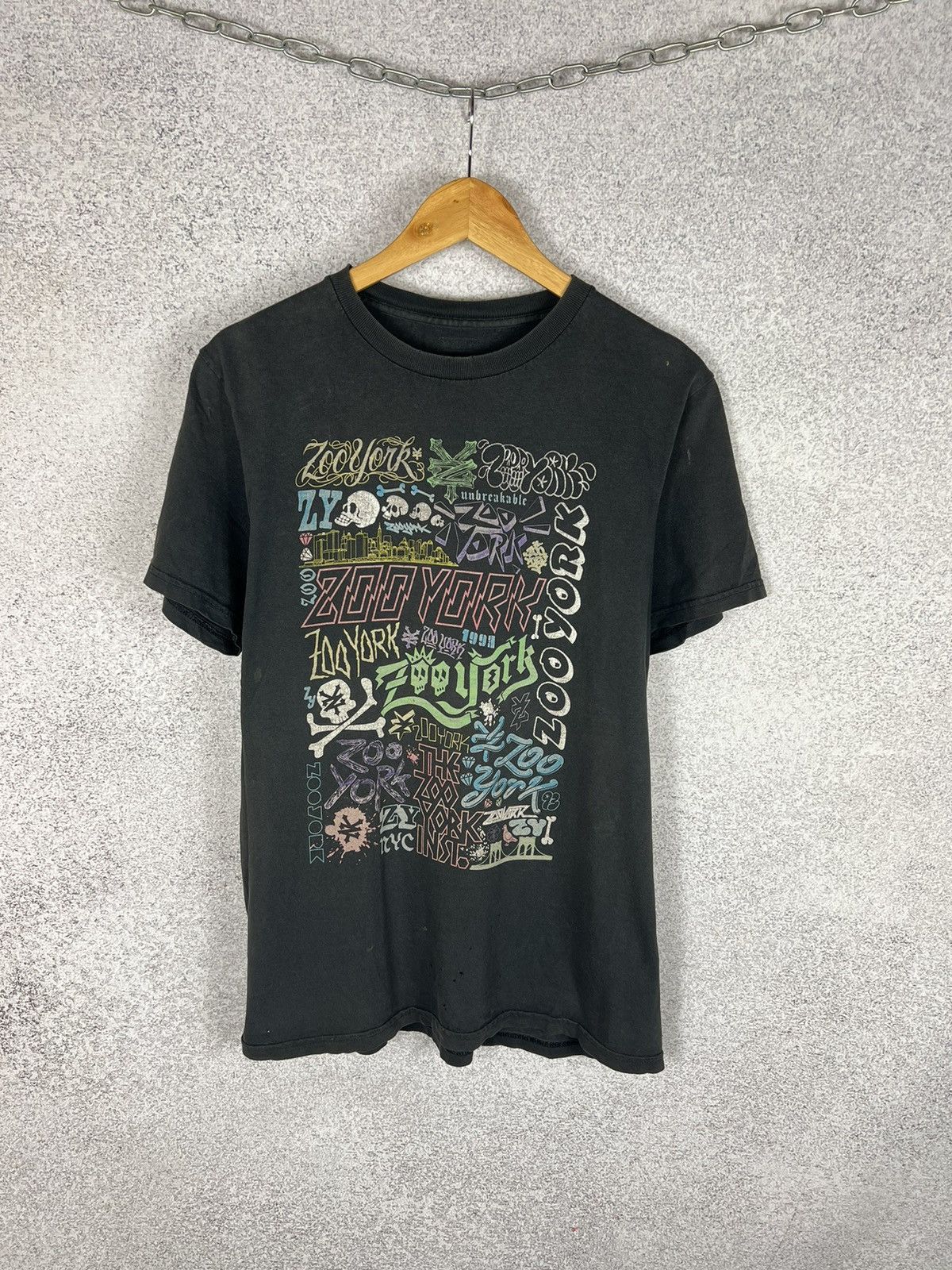 Zoo York Vintage Zoo York Y2K Skull T-Shirt Distressed Tee Size US M / EU 48-50 / 2 - 1 Thumbnail