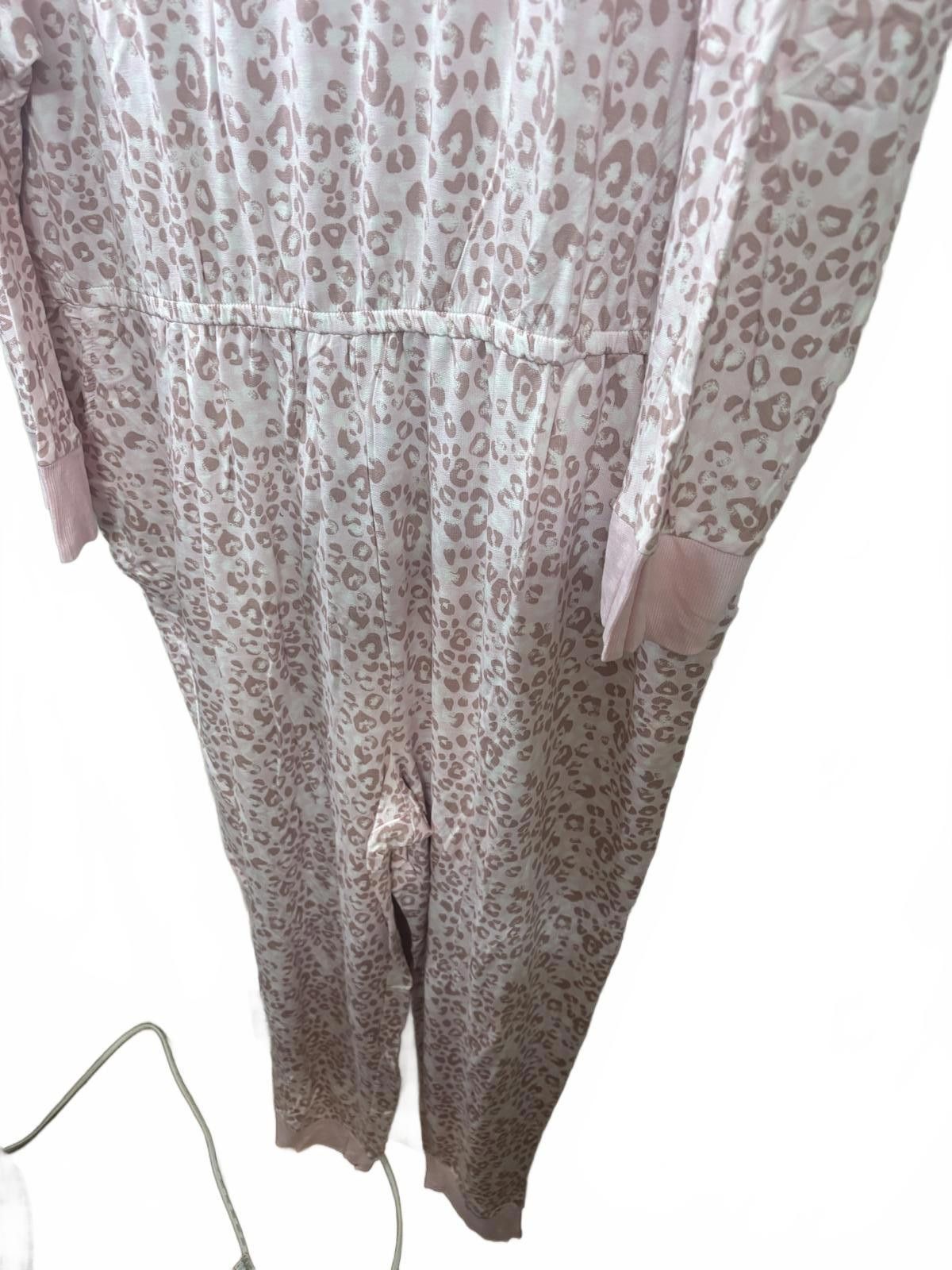 Designer Lacey Chabert Cozy Leopard Print One Piece Pajama Set 3X Size ONE SIZE - 2 Thumbnail