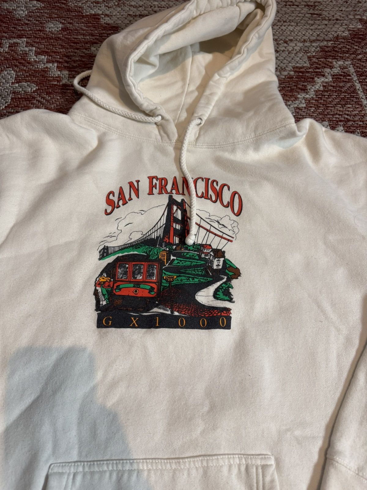 GX1000 San Fransisco Portrait Hoodie Sz XL Cream