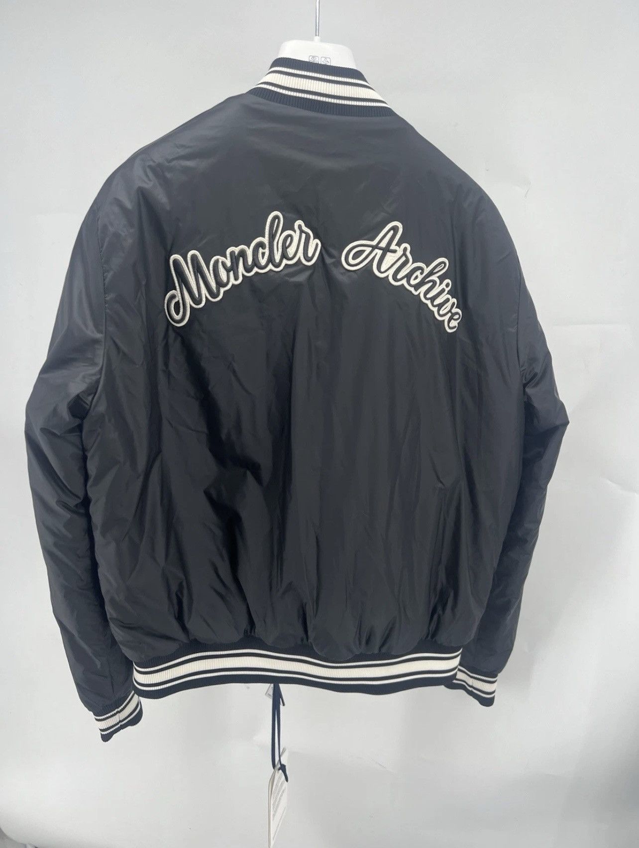 Moncler MONCLER Bouchet Goose Down Long Sleeve Bomber Jacket Size L Size US L / EU 52-54 / 3 - 5 Thumbnail