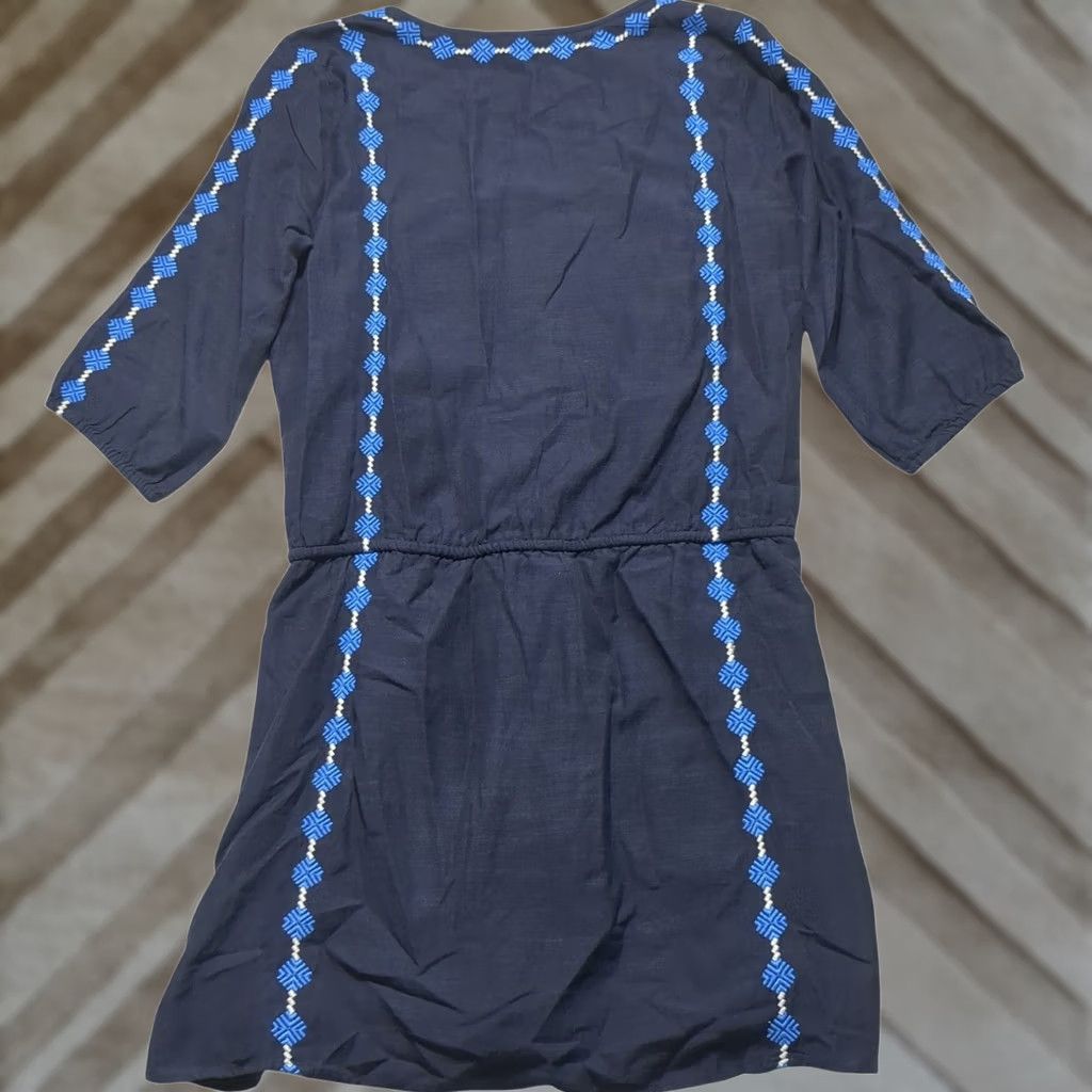 Gap VINTAGE Gap Embroidered V-Neck Women Mini Dress EUC Navy Blue Geometric Beach Boho 3/4 Sleeve Pullover Short Dress M Womens Size M / US 6-8 / IT 42-44 - 1 Thumbnail