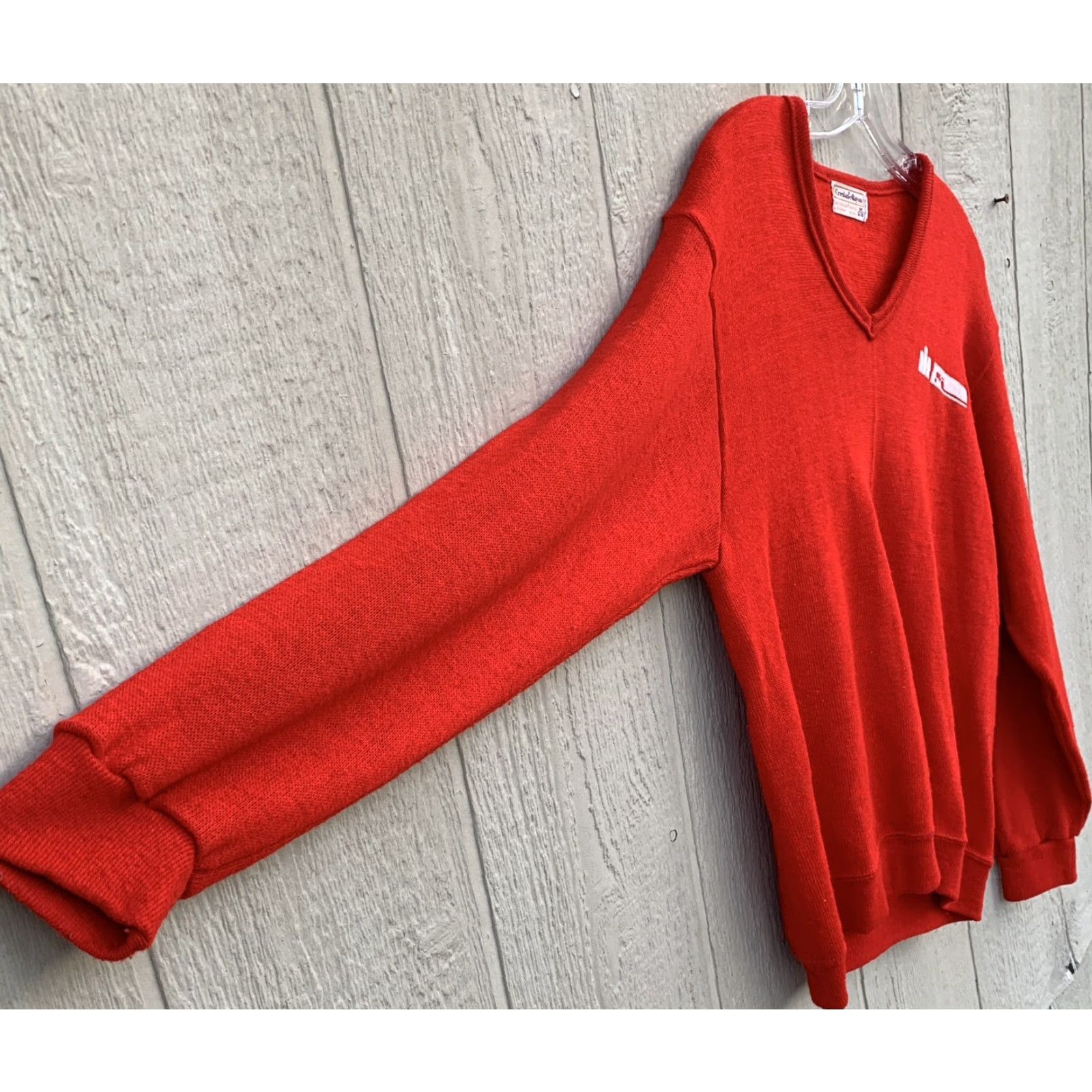 Vintage VINTAGE International Harvester V Neck Sweater Creslan And Rayon 60s 1960s M Red Rockabilly Mens Size US M / EU 48-50 / 2 - 3 Thumbnail
