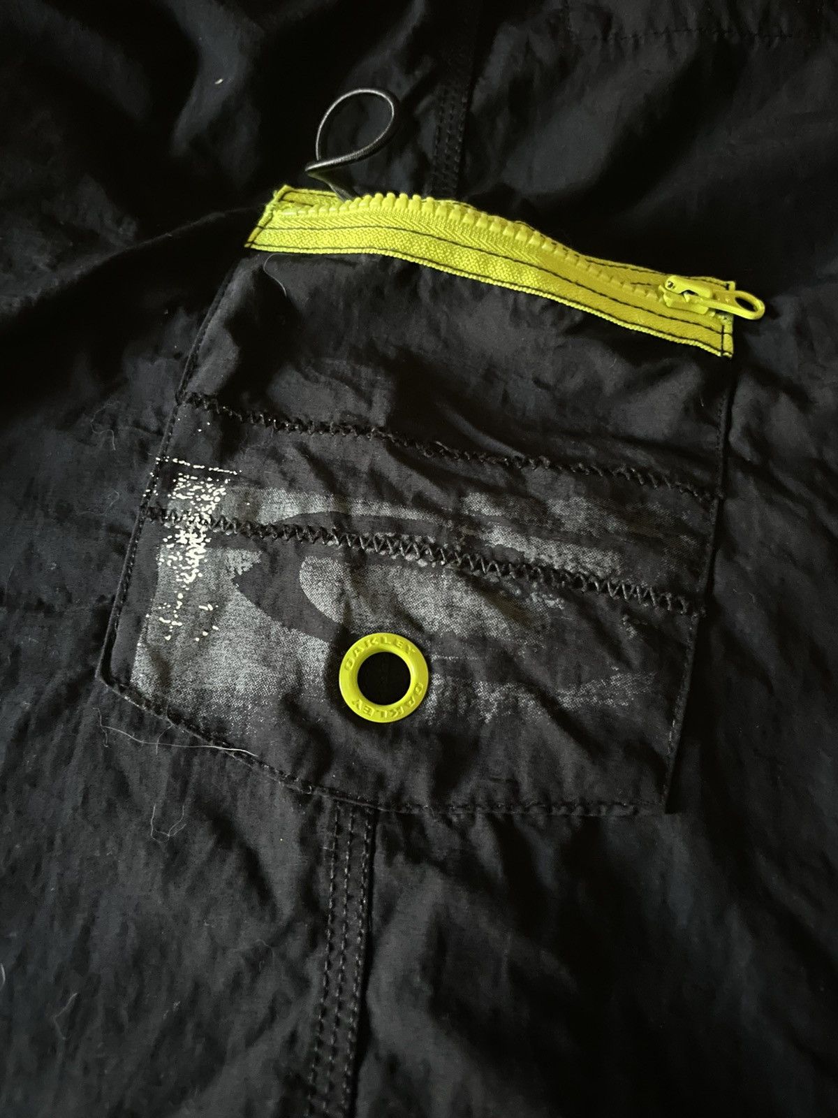 Oakley Y2K Oakley Neon Nylon Broadshorts Size US 30 / EU 46 - 5 Thumbnail