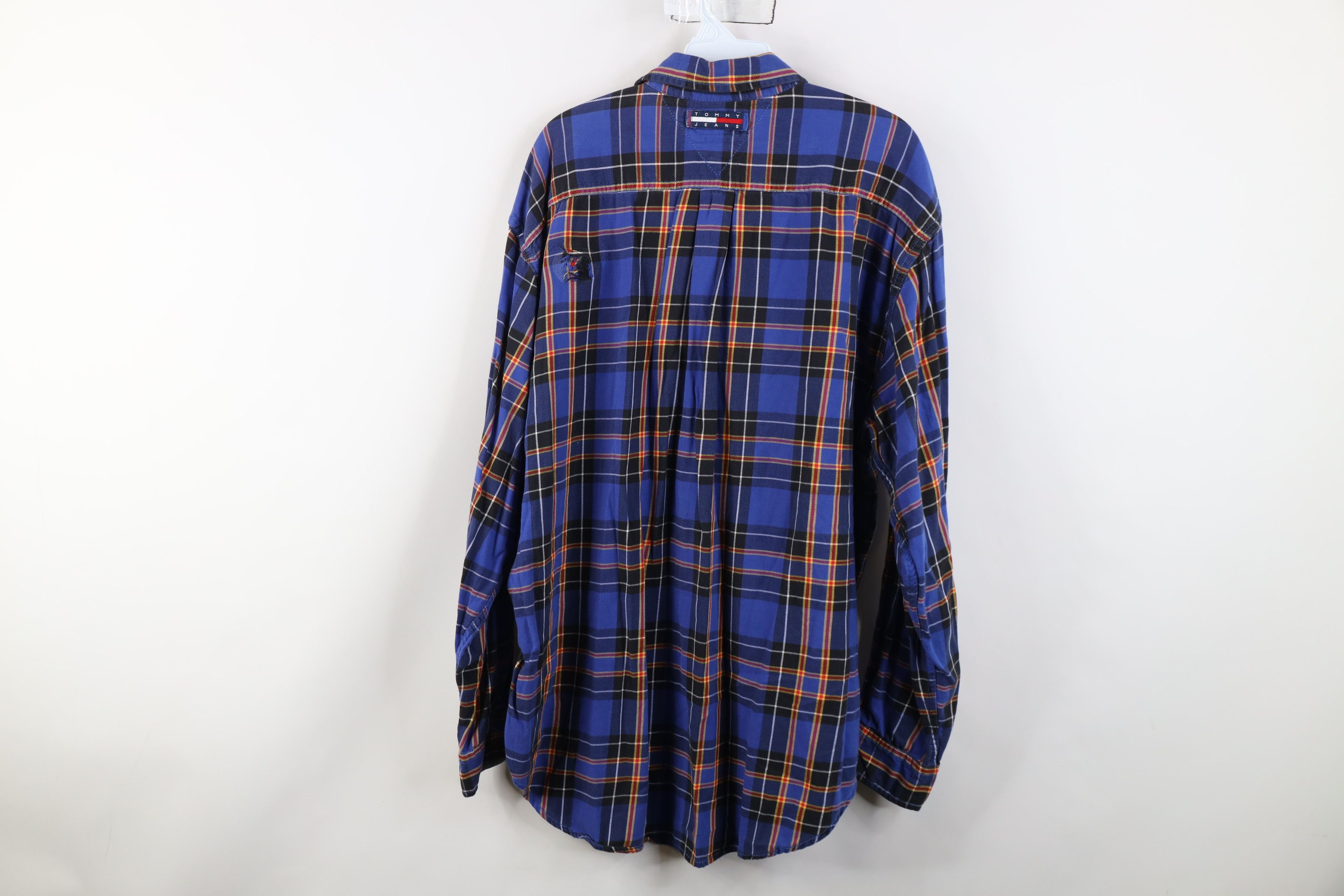 Tommy Hilfiger Vintage 90s Tommy Hilfiger Flannel Collared Button Shirt Size US L / EU 52-54 / 3 - 14 Thumbnail