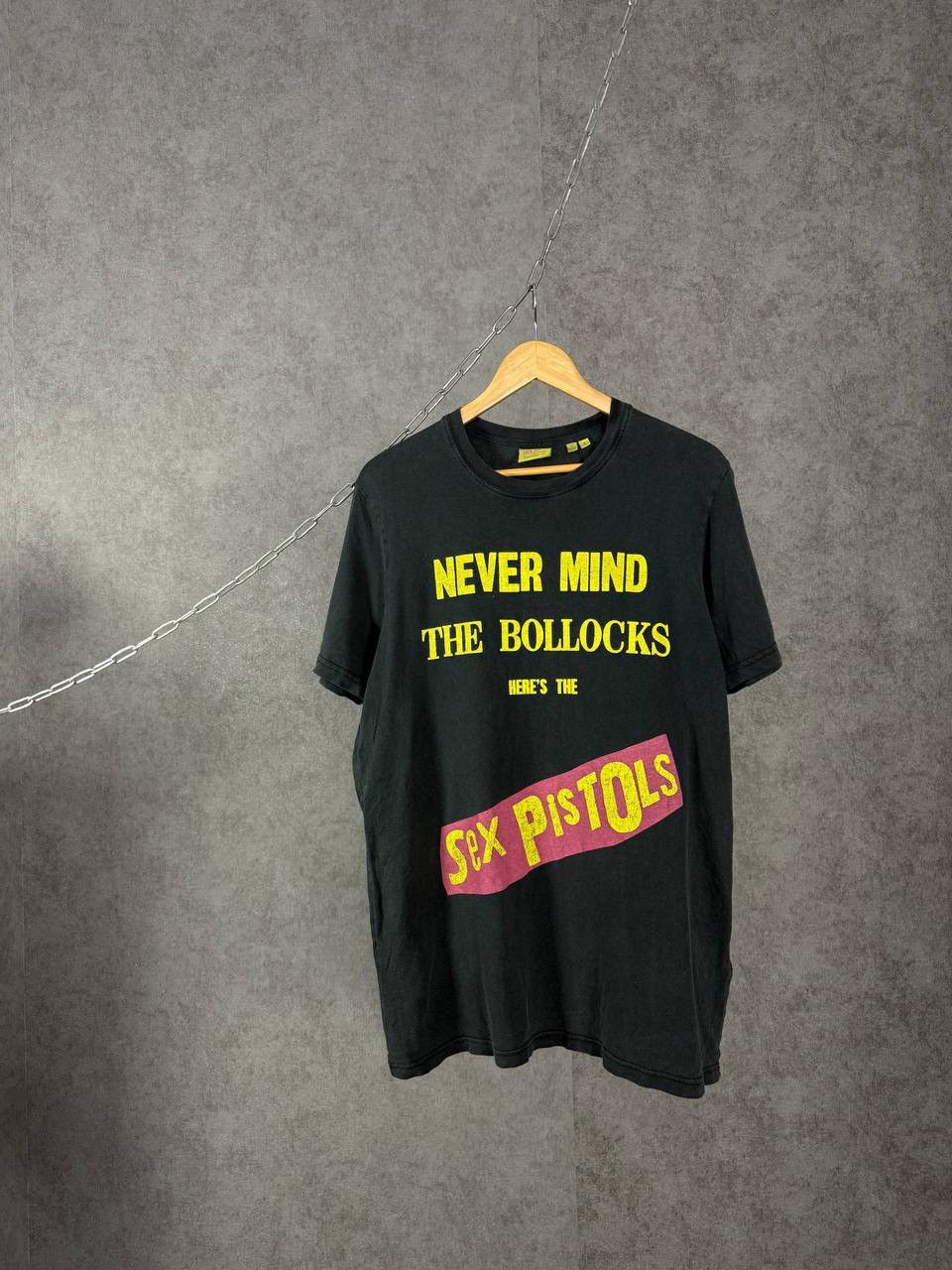 Band Tees Sex Pistols cult rock band tee Size US L / EU 52-54 / 3 - 1 Thumbnail
