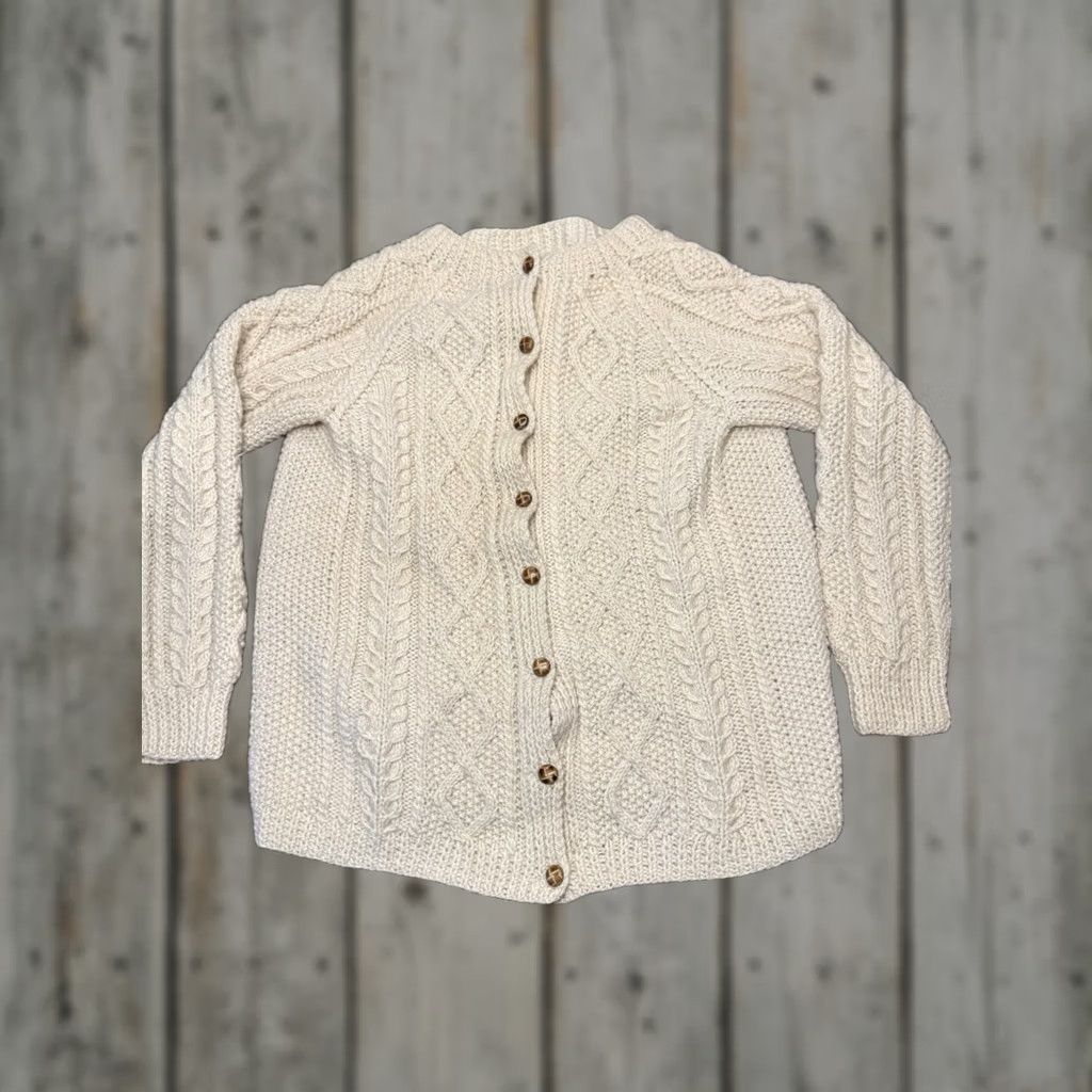 CO Bruckless Co Donegal Cardigan Shirt Women S Cream Wool Knit Raglan Crew Neck Cable Knit Button Ireland Vintage Nature Outdoor 90s Size S / US 4 / IT 40 - 1 Thumbnail