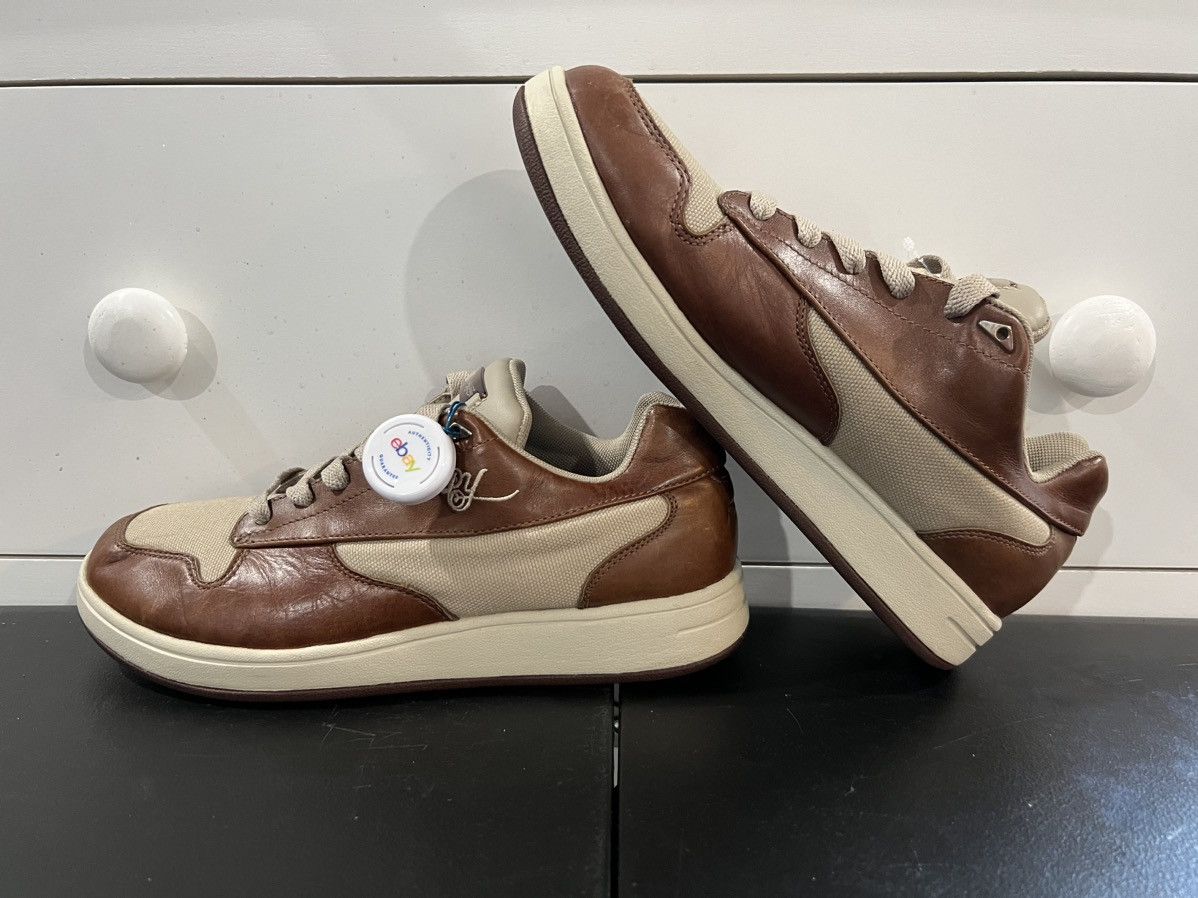 Reebok Size 9.5 - Reebok Daddy Yankee Beige/White/Brown Size US 9.5 / EU 42-43 - 5 Thumbnail