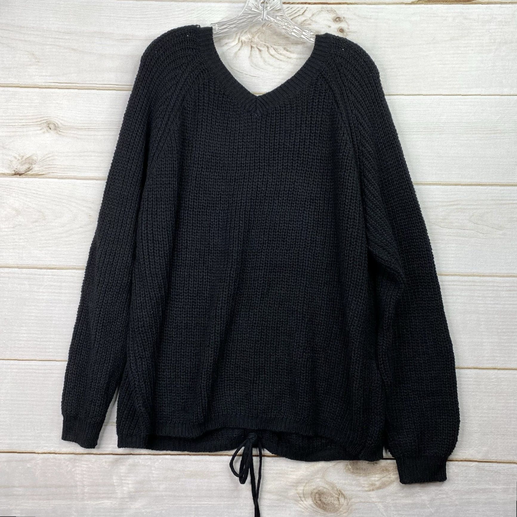 Vintage Love Tree Sweater 3X Black Oversized V-Neck Cable-Knit Pullover Women's Winter Knit Sweater NWT Size XXL / US 16-18 / IT 52-54 - 6 Thumbnail