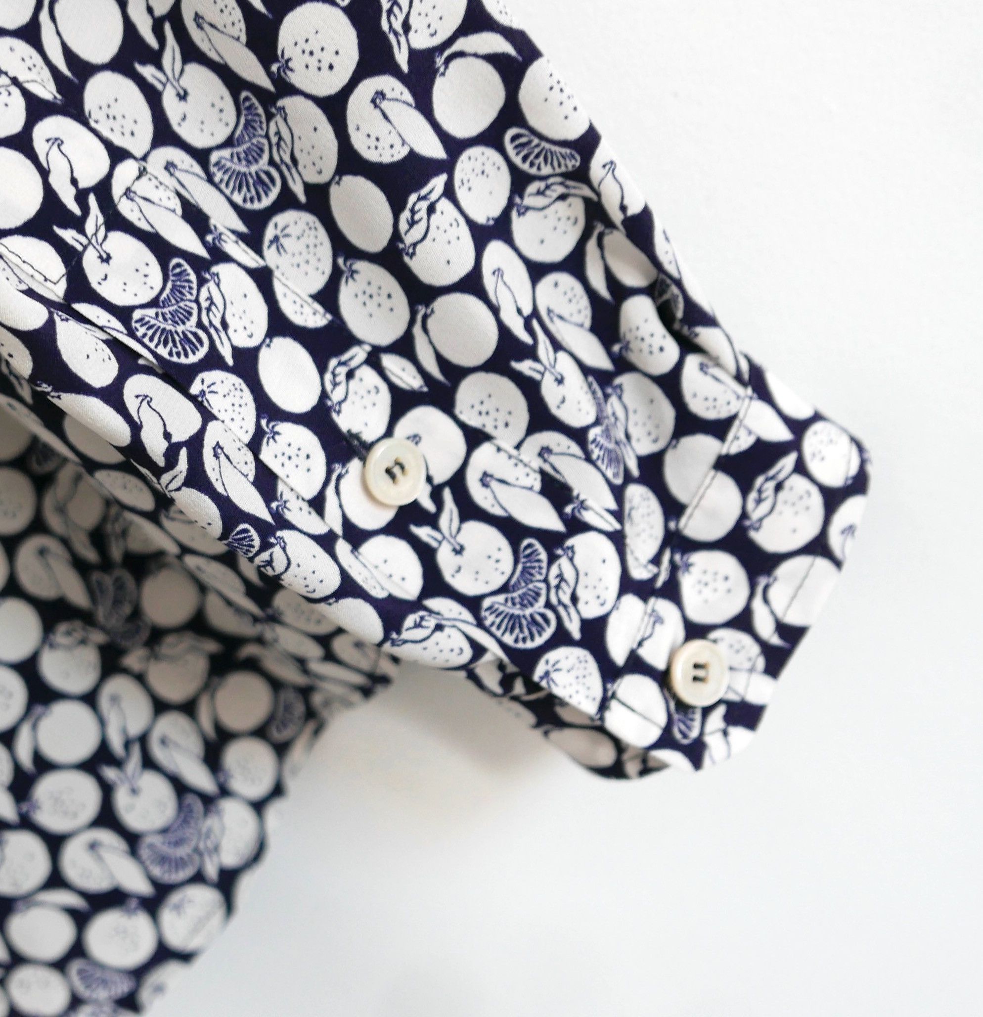 Stella McCartney Stella McCartney fruit print silk shirt Size XXS / US 00 / IT 34 - 4 Thumbnail