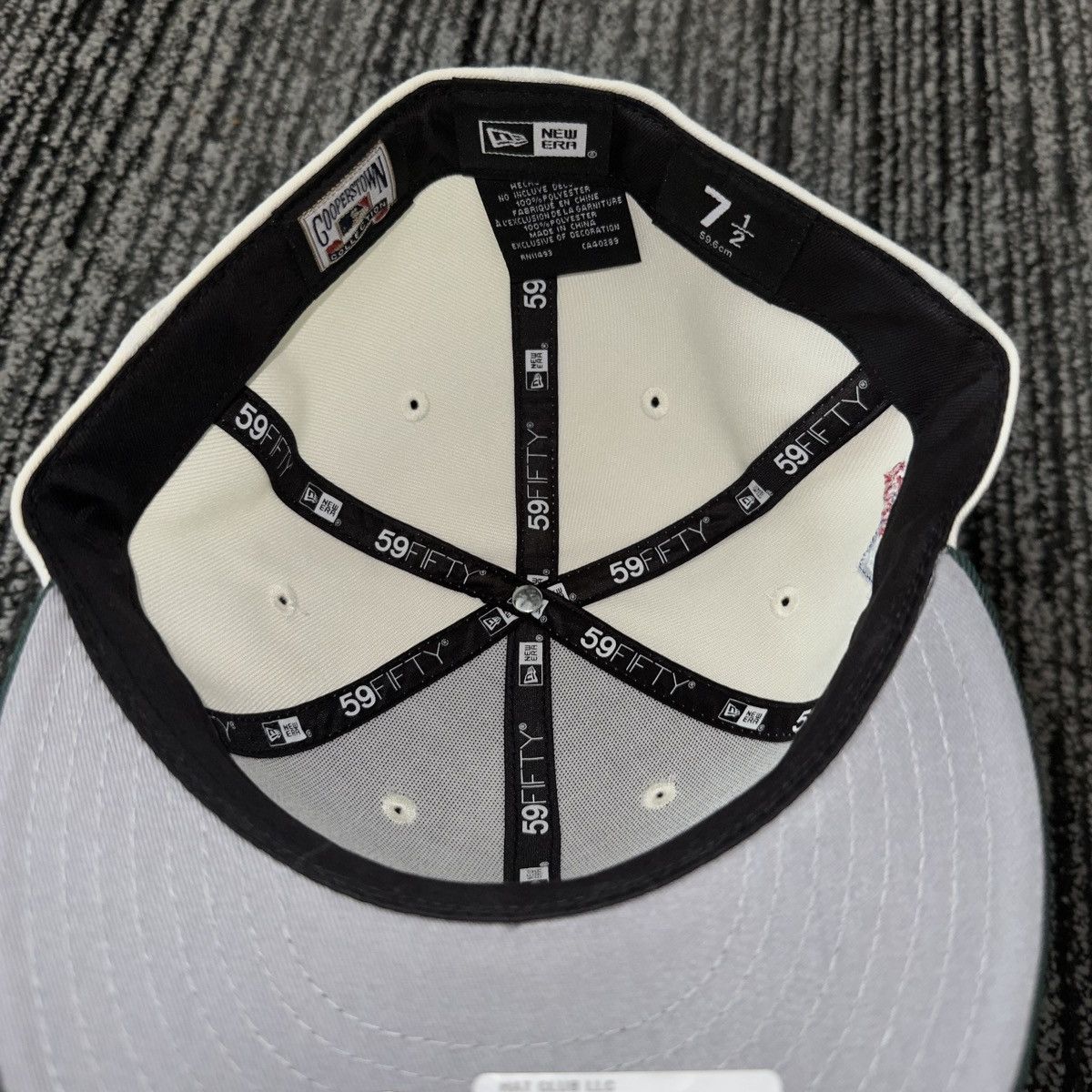 New Era Upside down L.A 59fifty size 7 1/2 **HATCLUB** Size ONE SIZE - 5 Thumbnail