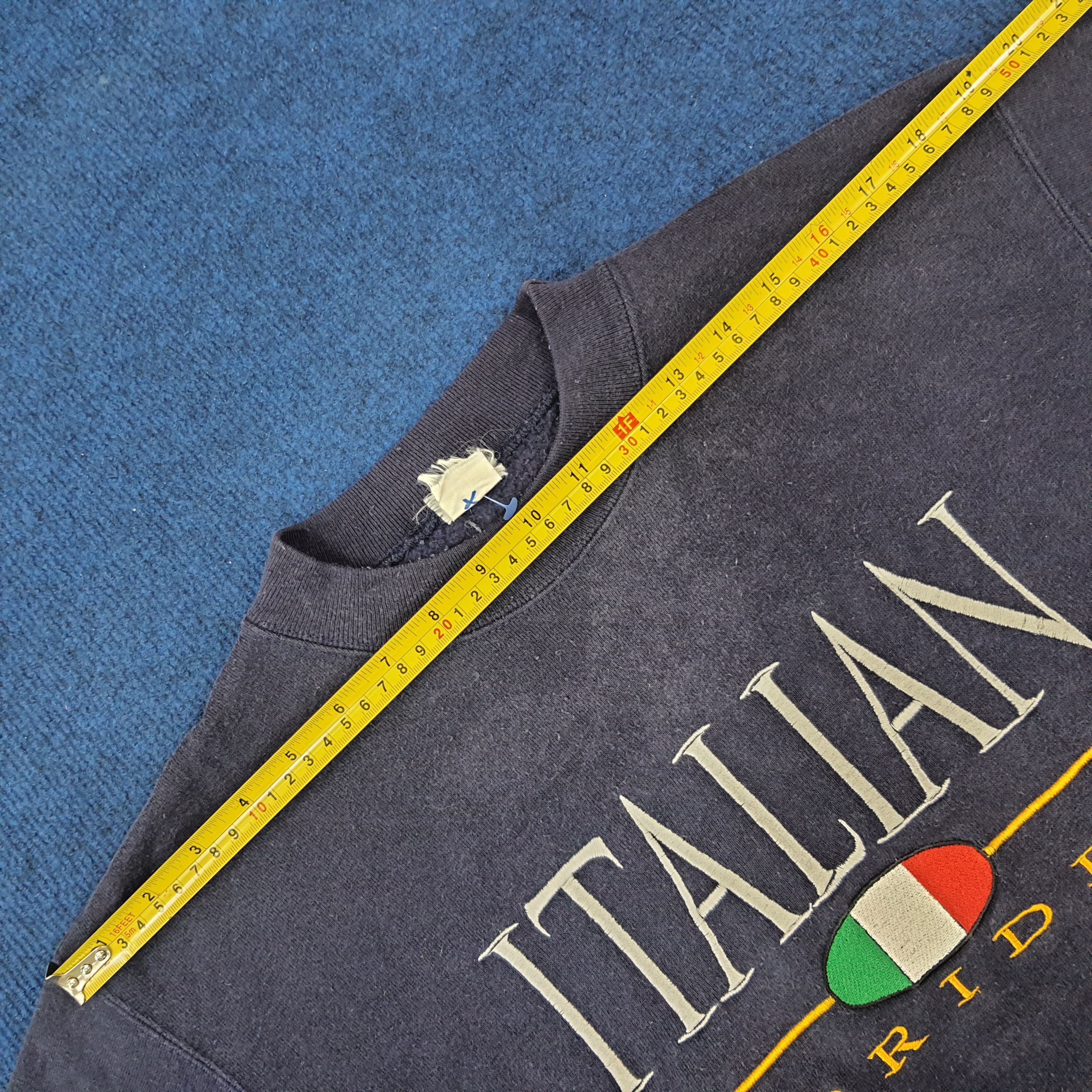 Vintage Vintage ITALIAN PRIDE Embroidery Design Sweatshirt Size US S / EU 44-46 / 1 - 7 Thumbnail