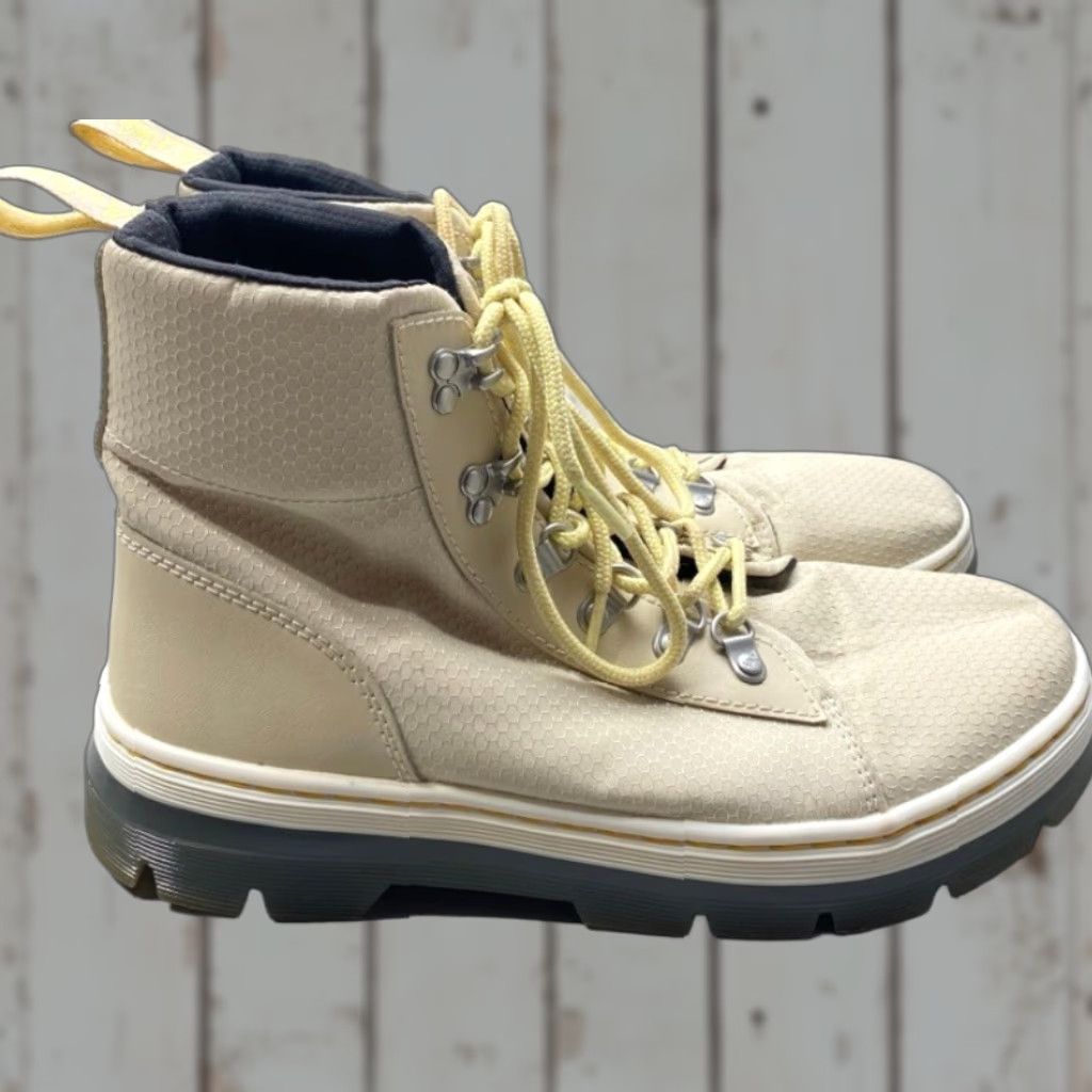 Dr. Martens Dr. Martens Combs W Women's Black Utility Combat Boot Size 11 1338 Doc Size US 9 / IT 39 - 1 Thumbnail