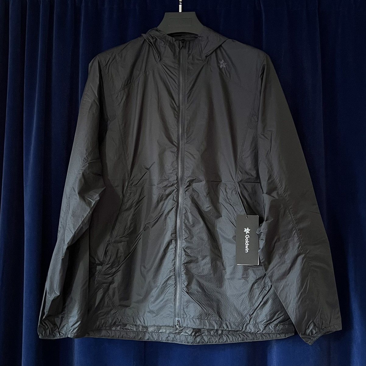 Goldwin Goldwin Airly Shell Packable Wind Jacket in Wolf Gray Size US L / EU 52-54 / 3 - 1 Thumbnail