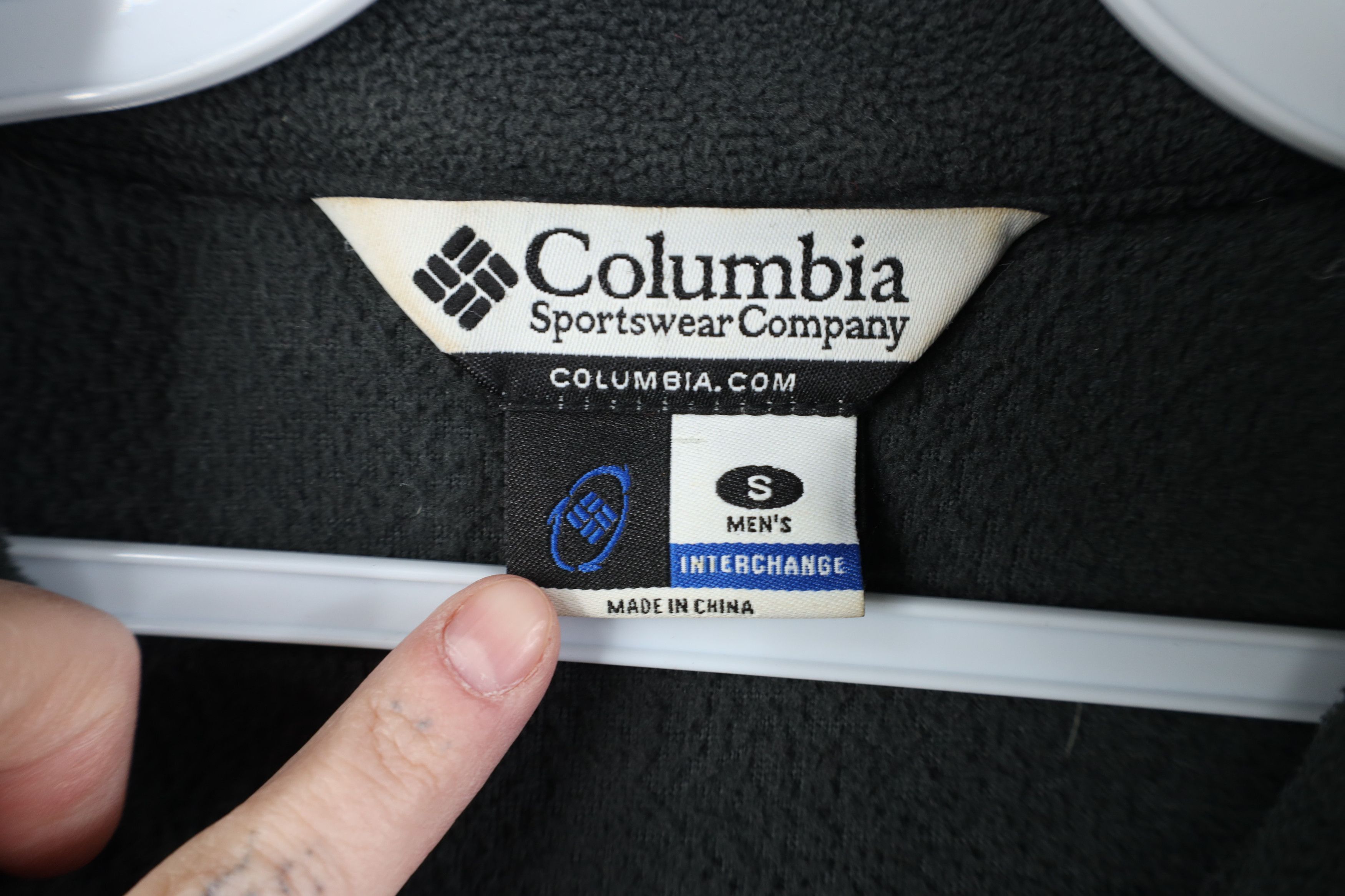 Columbia Vintage Y2K Columbia Spell Out Full Zip Fleece Jacket Gray Size US S / EU 44-46 / 1 - 5 Thumbnail
