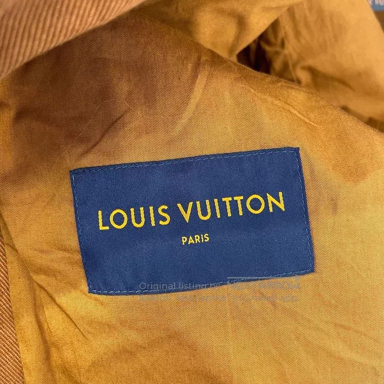 Louis Vuitton Louis Vuitton Color-block embossed logo full-print zipper Size US M / EU 48-50 / 2 - 5 Thumbnail