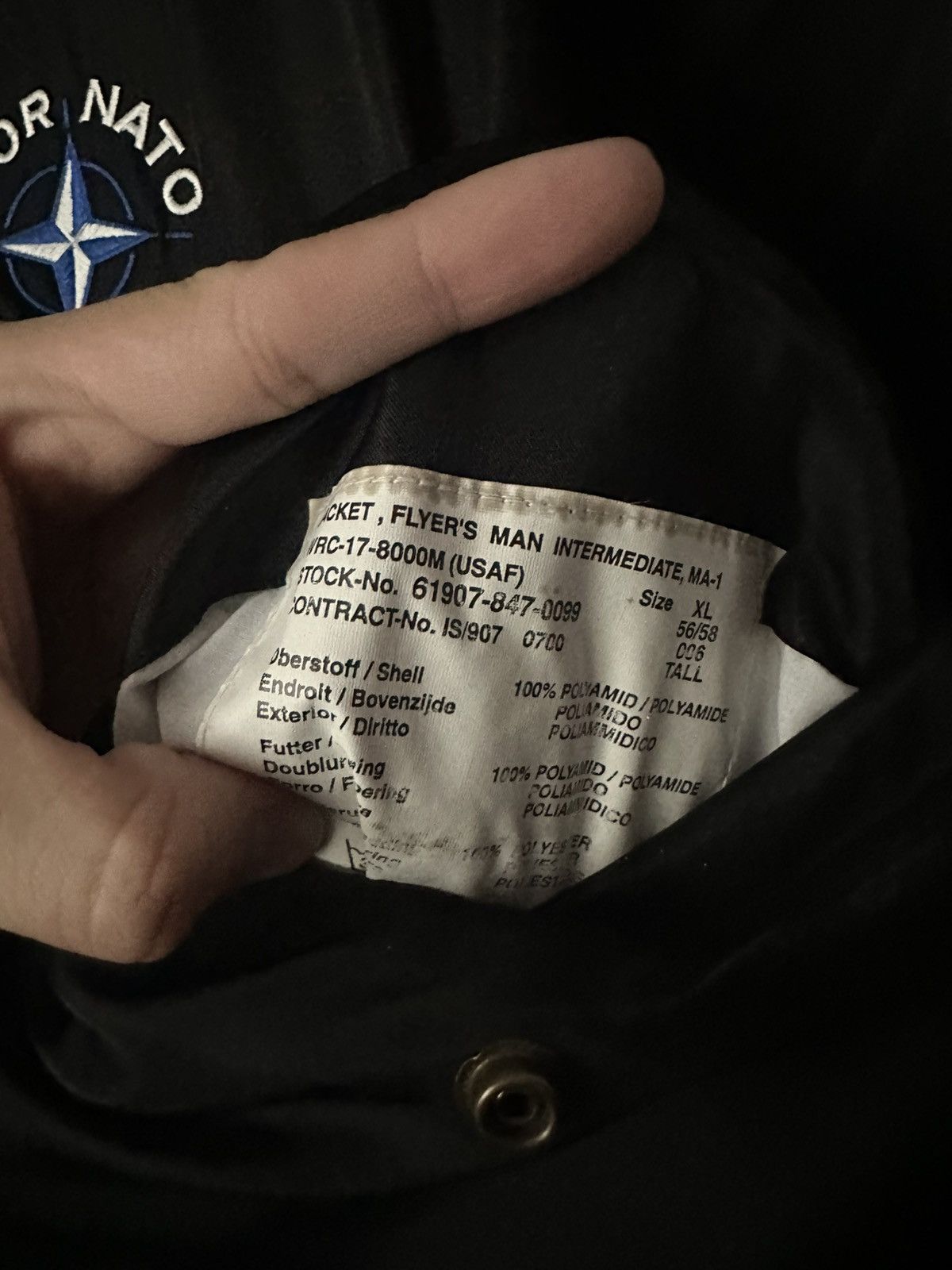 Vintage VINTAGE OVERSIZED BOSNIAN WAR BOMBER JACKET Size US XL / EU 56 / 4 - 8 Thumbnail